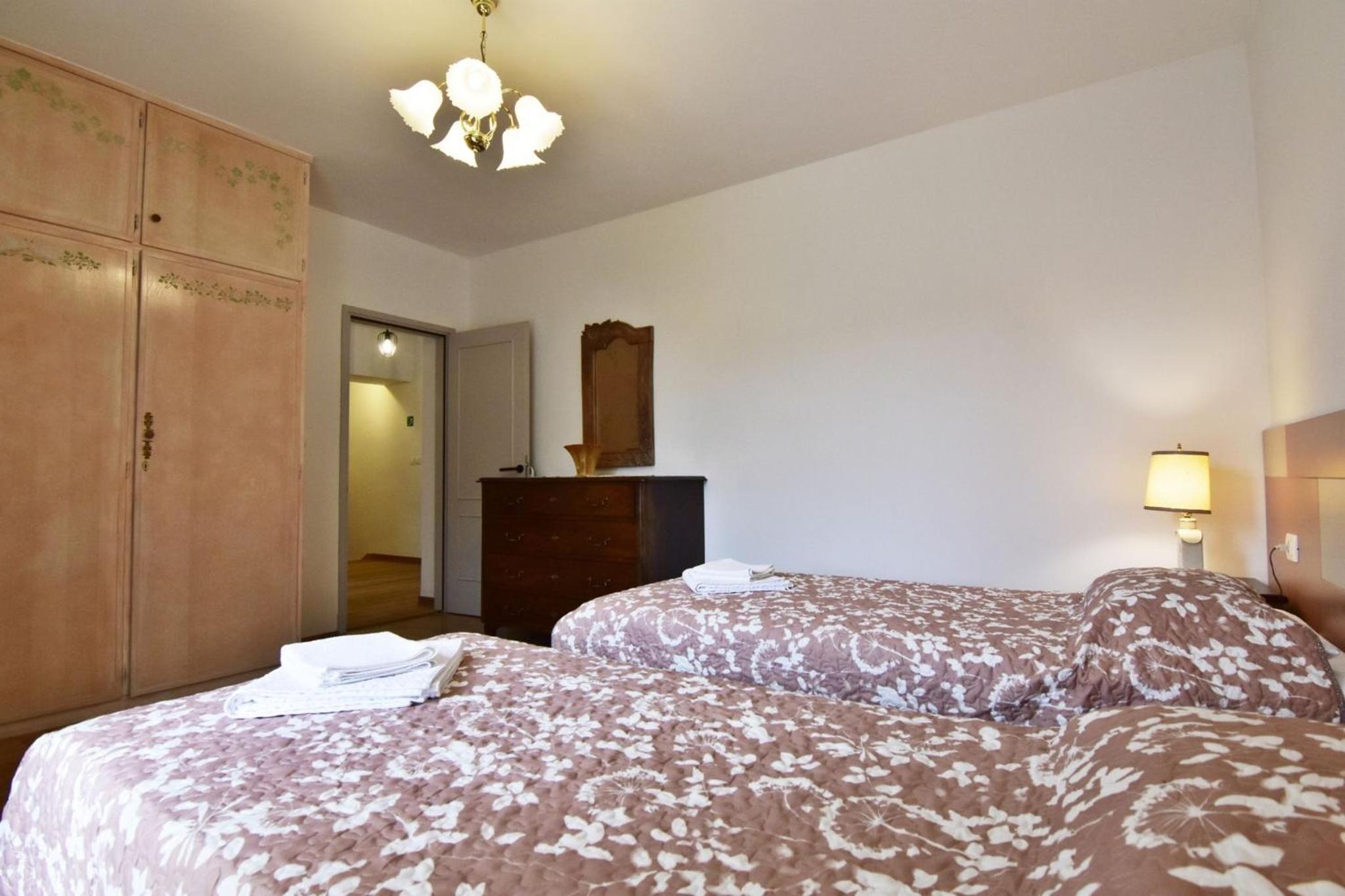 Two-story holiday home for in Valica