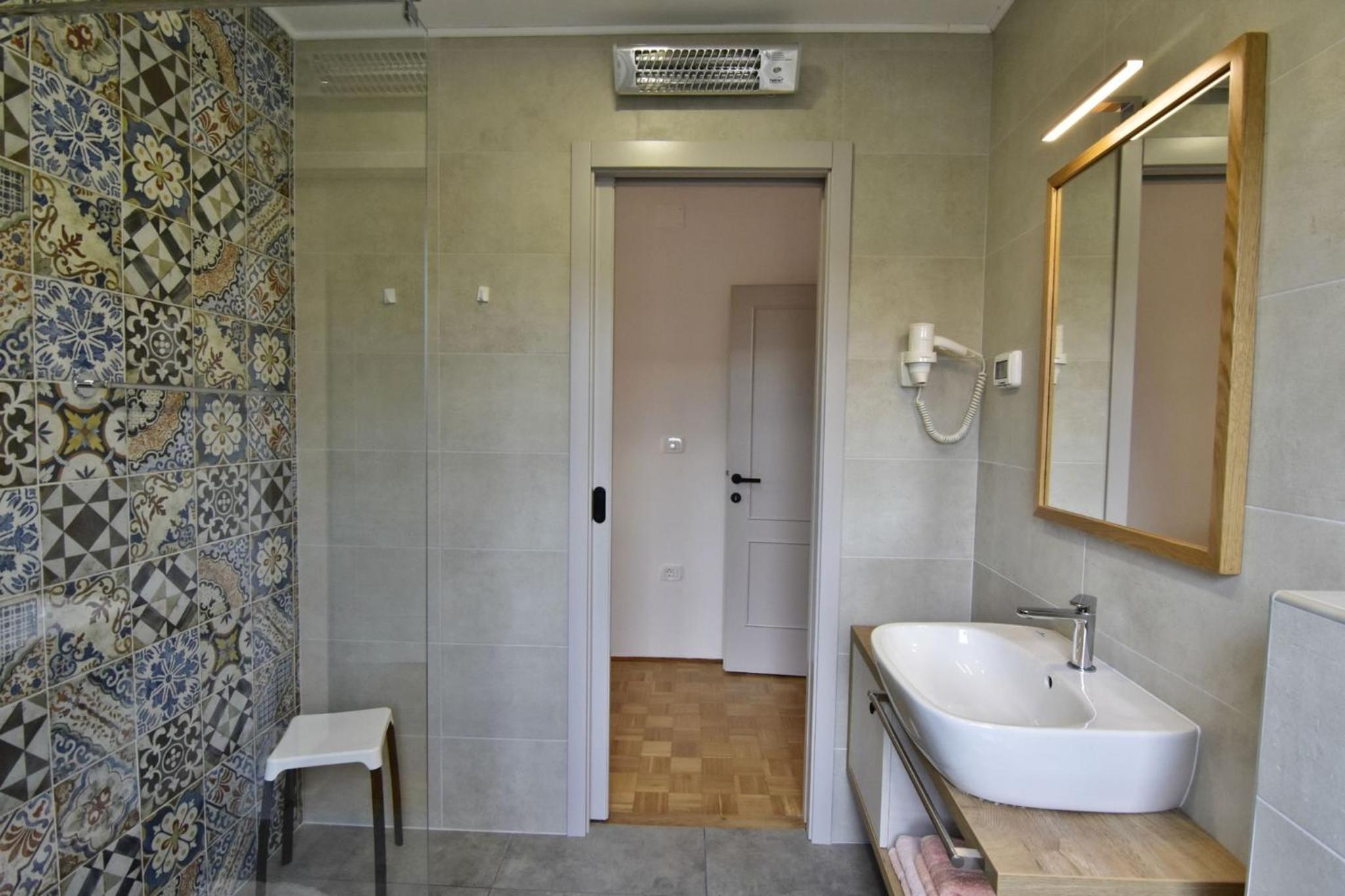 Two-story holiday home for in Valica