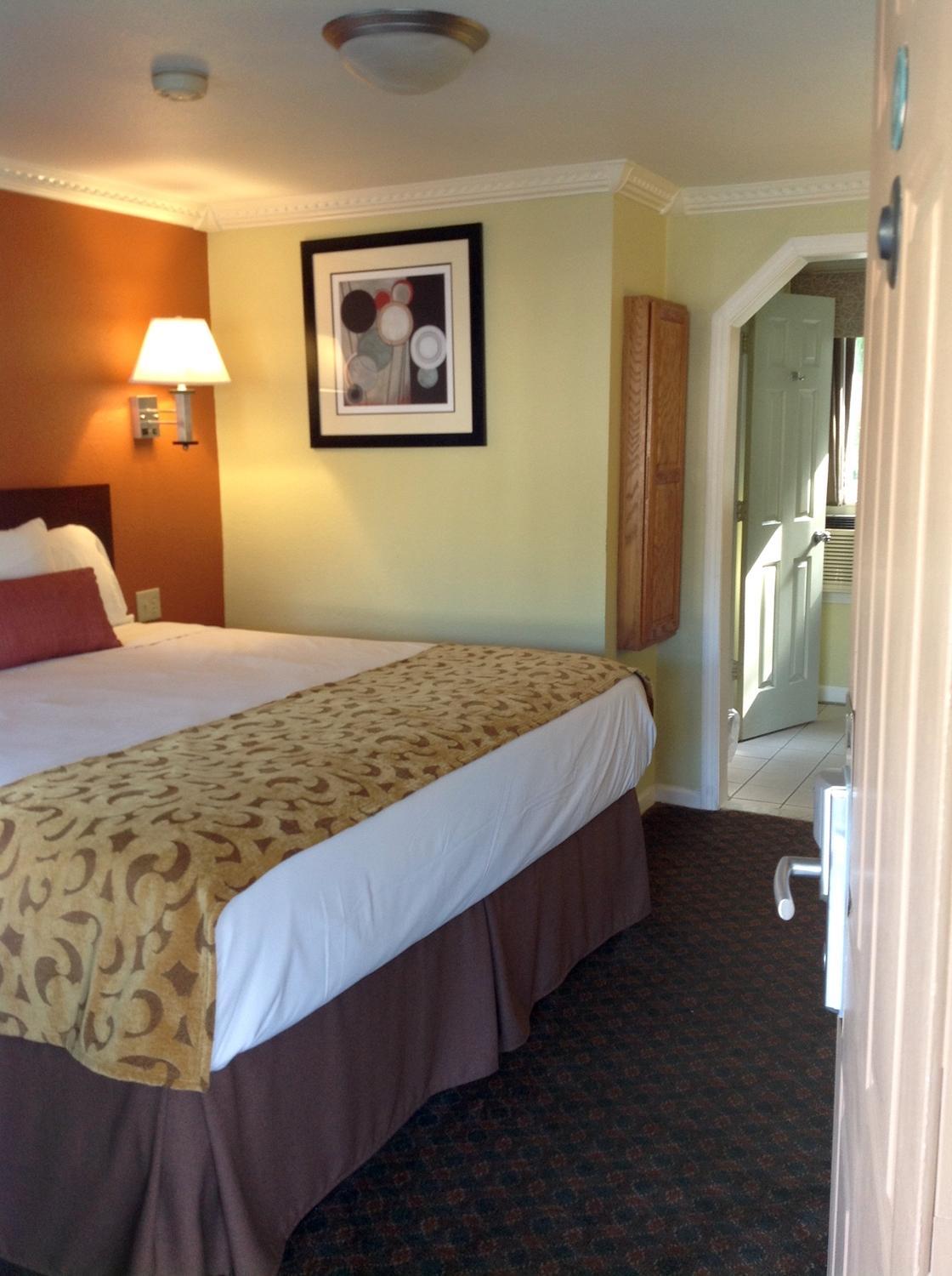 Cheshire Welcome Inn - Property Image 3
