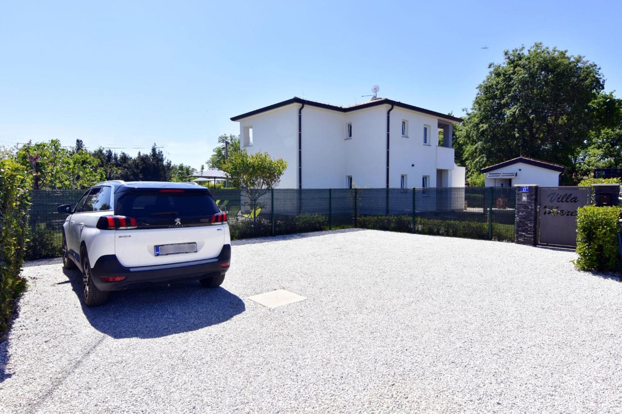 Relaxing holiday home with shared pool