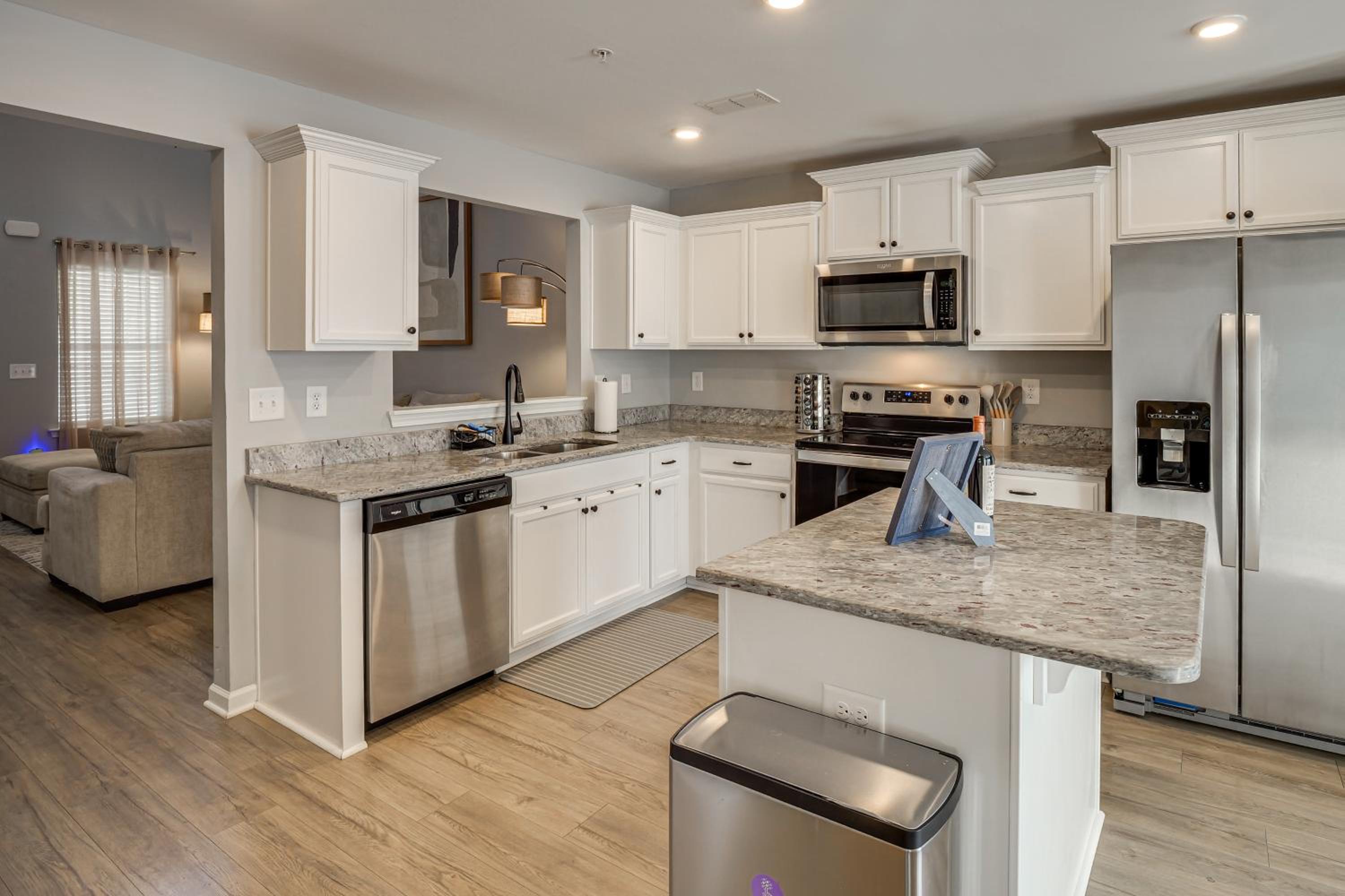 Quiet and Comfy Spring Hill Townhome with WFH Setup