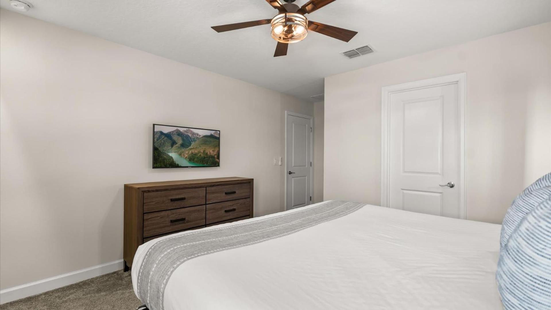 Upstay ChampionsGate 9BR Villa with Pool & Cinema