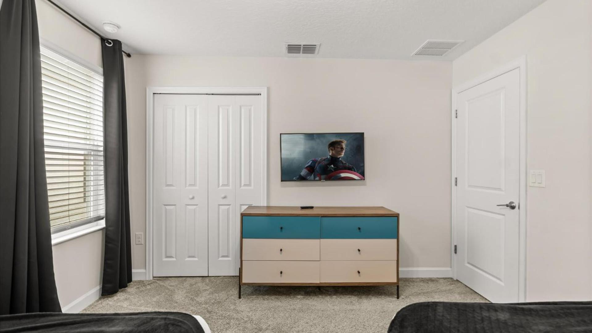 Upstay ChampionsGate 9BR Villa with Pool & Cinema