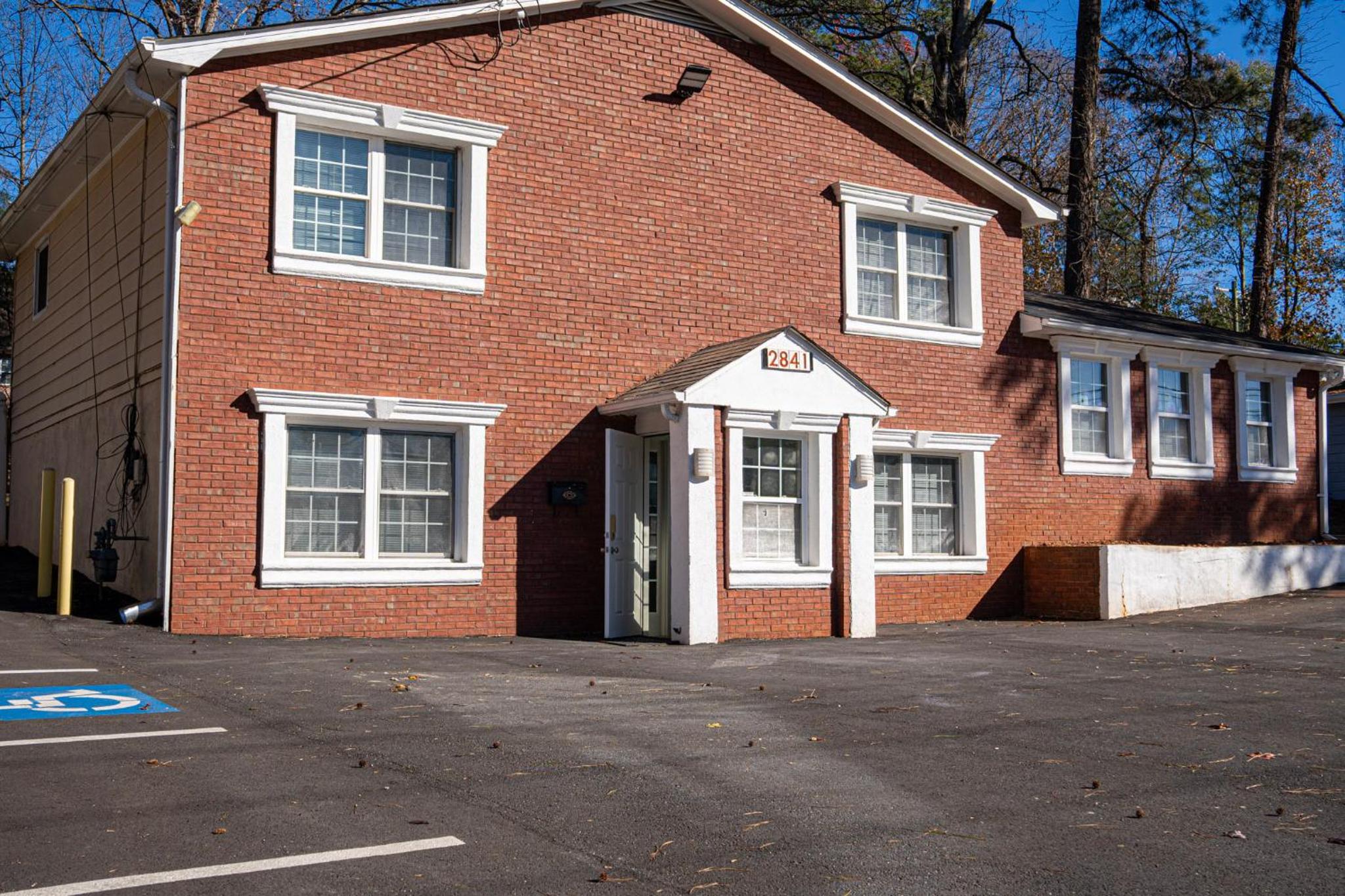 Charming 3 Bedroom Home with Spacious Living and Convenient to Shopping & Interstate