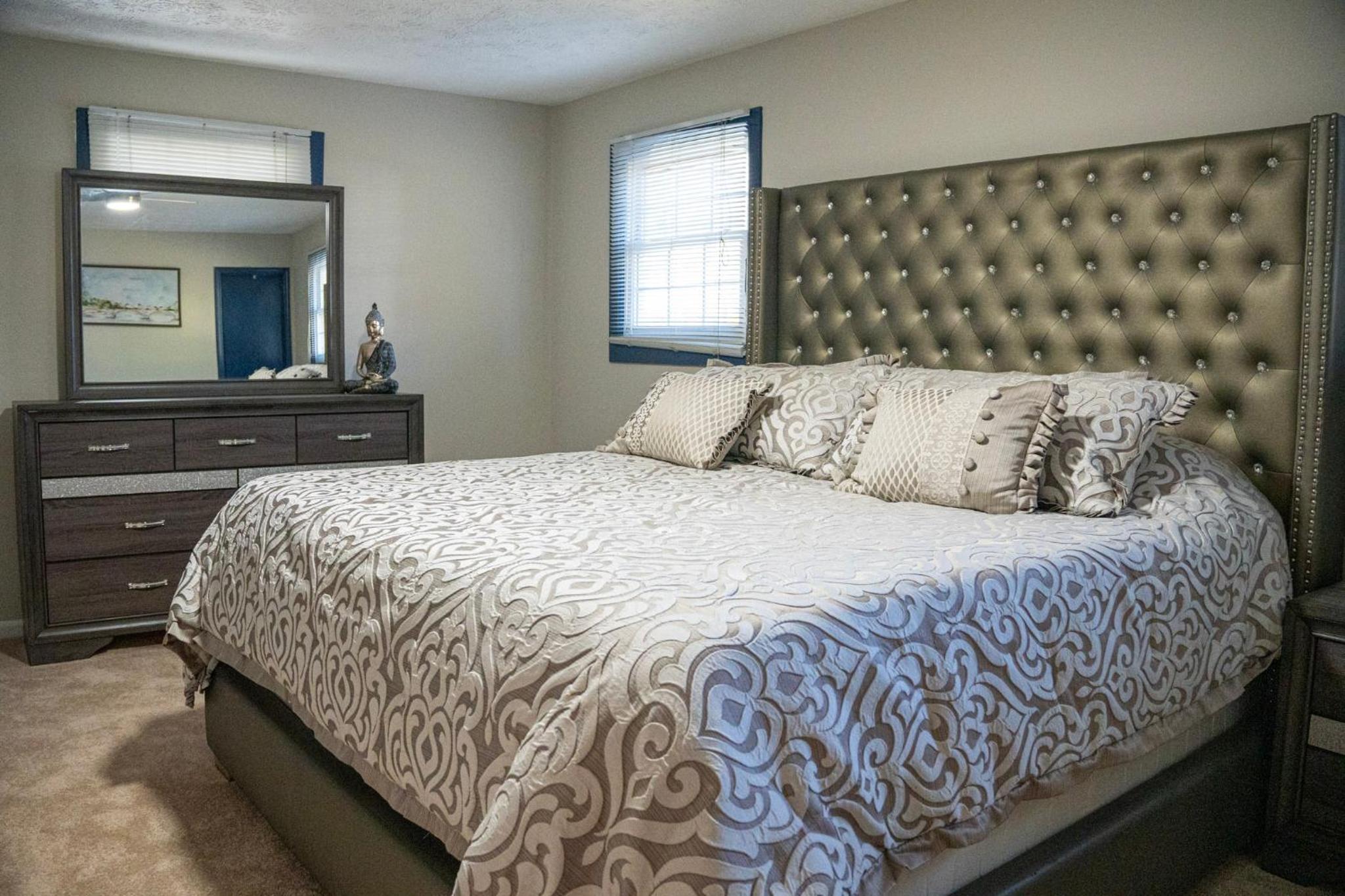 Charming 3 Bedroom Home with Spacious Living and Convenient to Shopping & Interstate