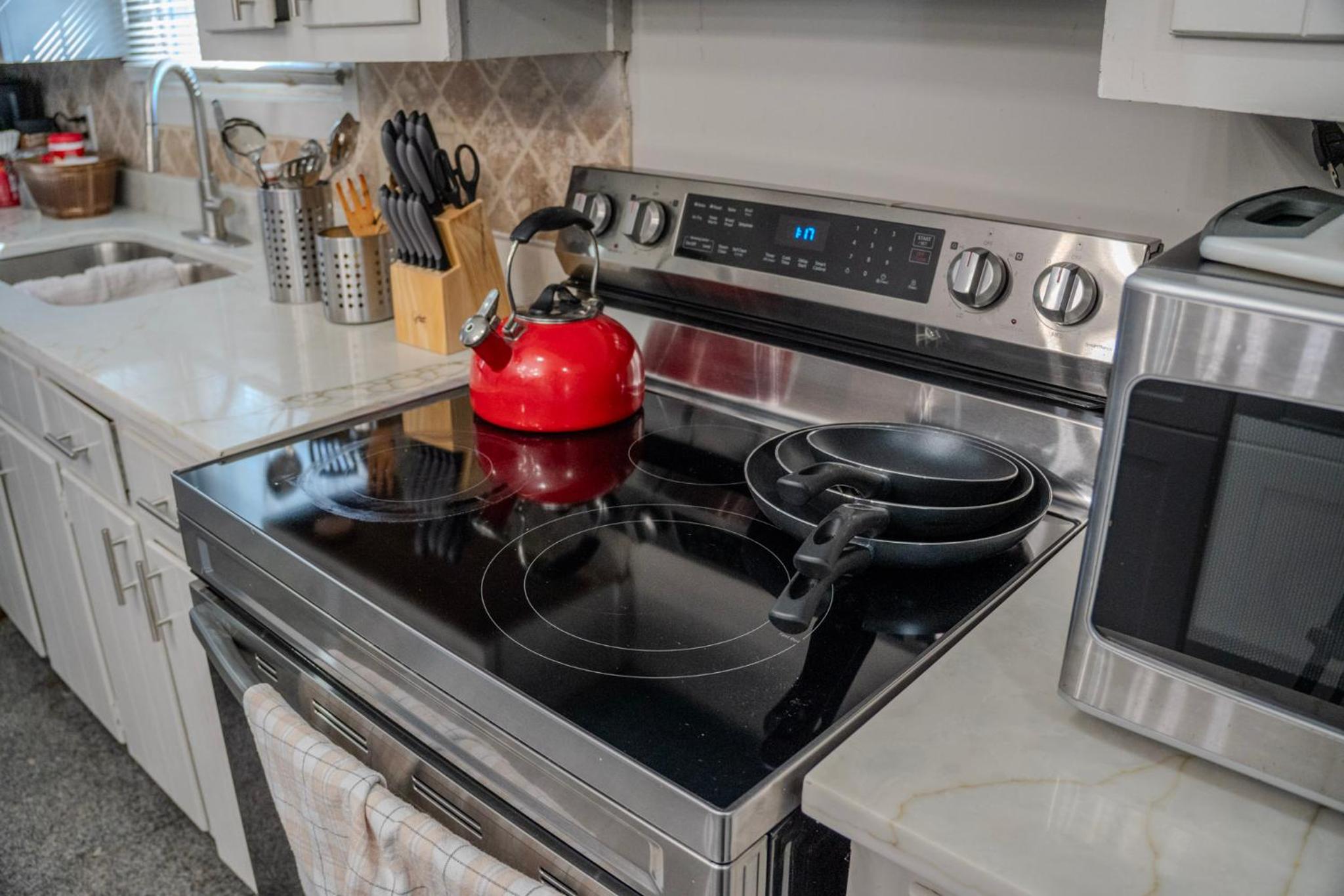 Charming 3 Bedroom Home with Spacious Living and Convenient to Shopping & Interstate