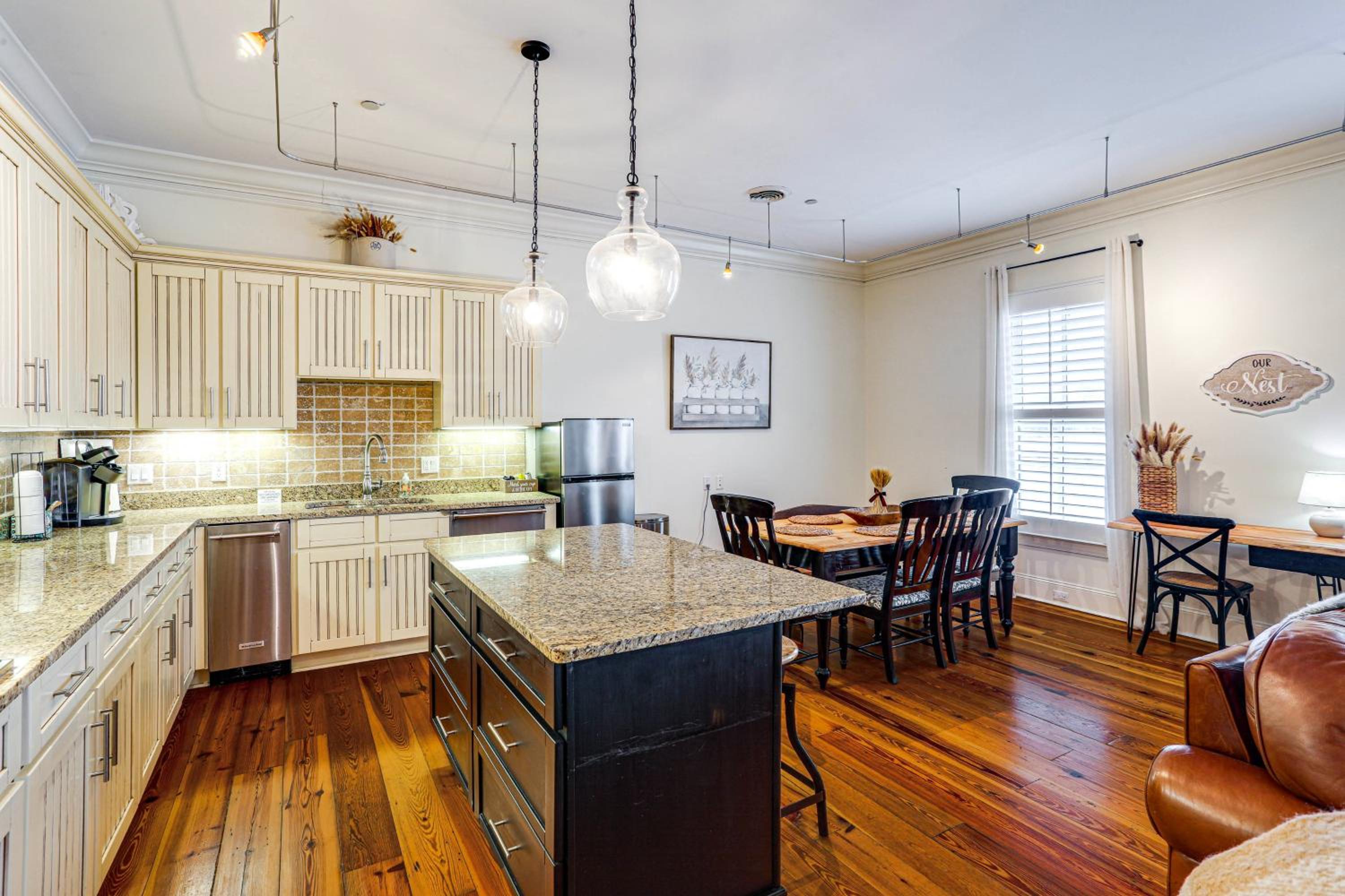 Steps to Oxford Square Ole Miss Game Day Condo