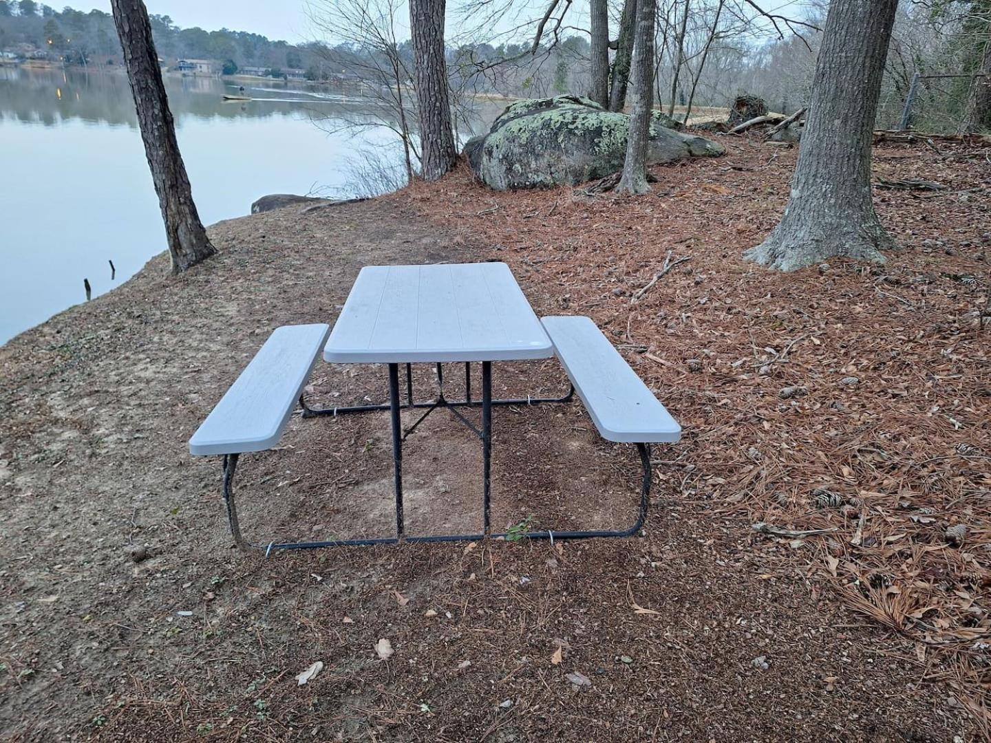 Lakeside Leisure - A Hidden Gem in Metro Atlanta