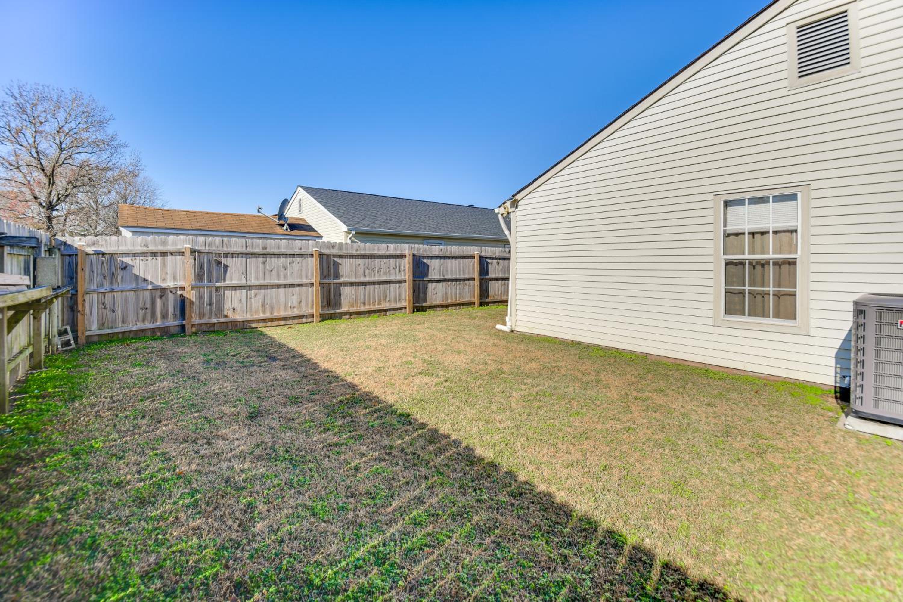 Shop, Golf and Explore Family Home in Chesapeake!