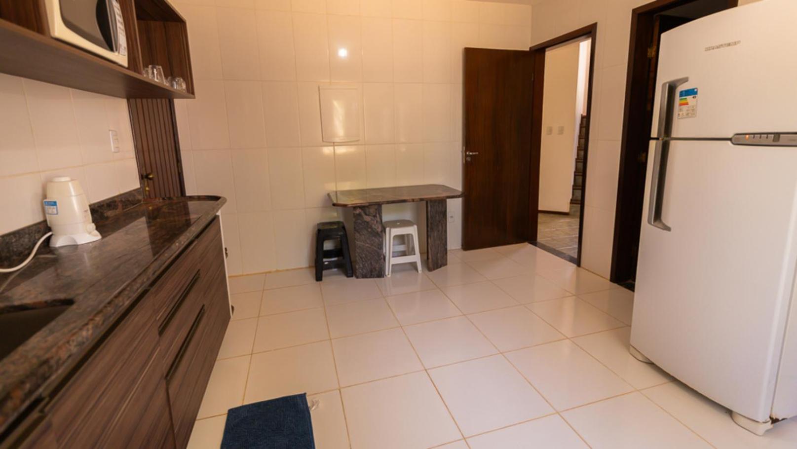 Casa com Hidro, Piscina e Churrasqueira - Jacuipe