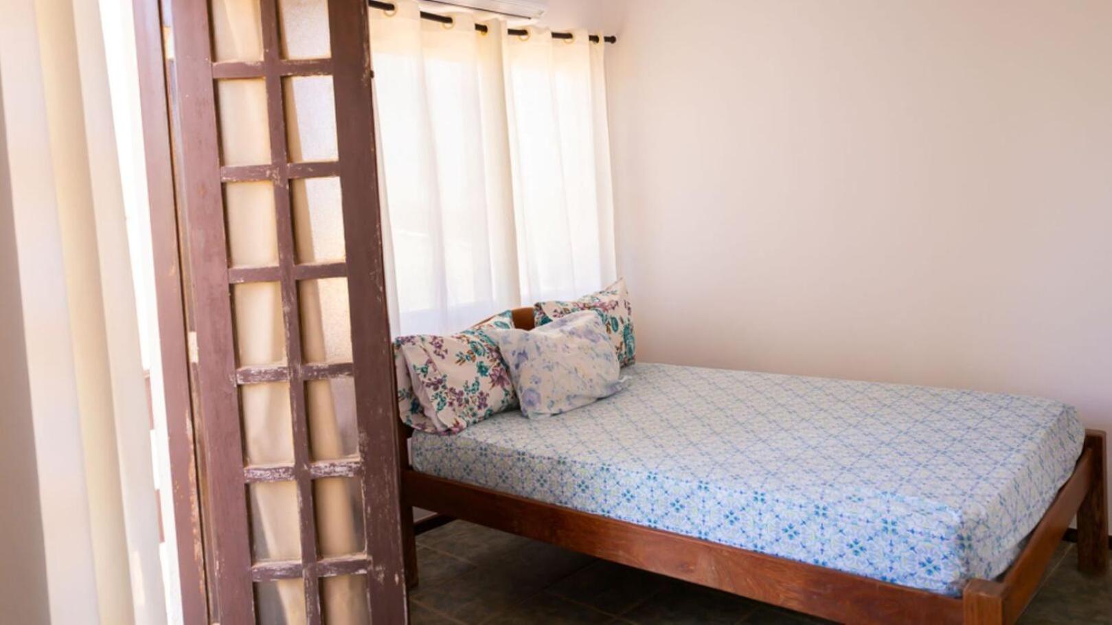 Casa com Hidro, Piscina e Churrasqueira - Jacuipe