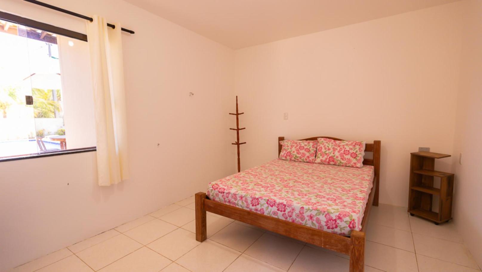 Casa com Hidro, Piscina e Churrasqueira - Jacuipe