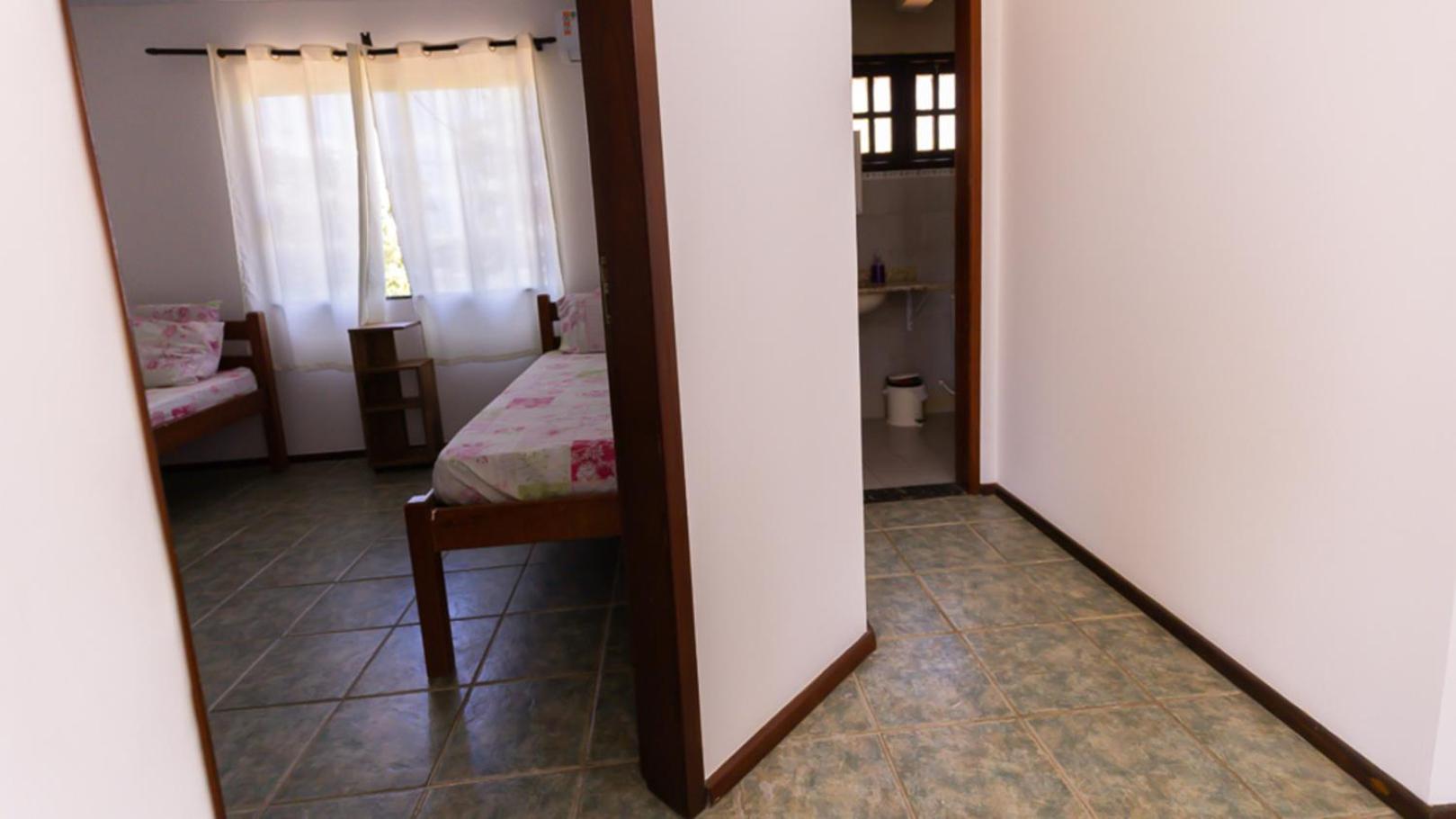 Casa com Hidro, Piscina e Churrasqueira - Jacuipe