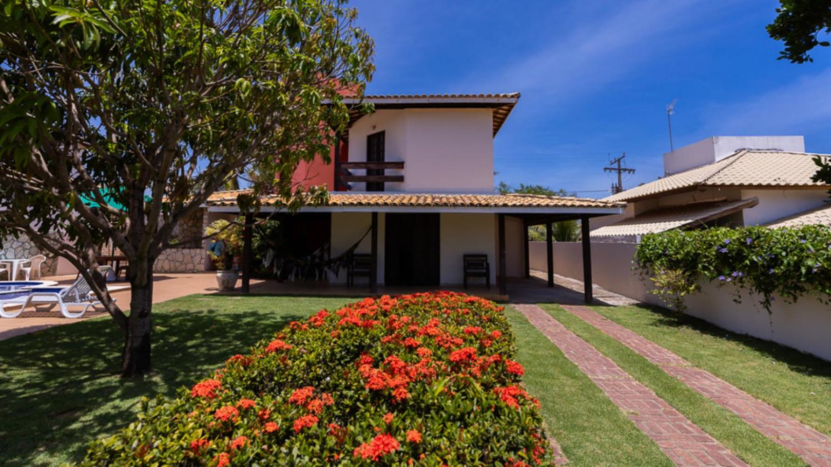 Casa com Hidro, Piscina e Churrasqueira - Jacuipe