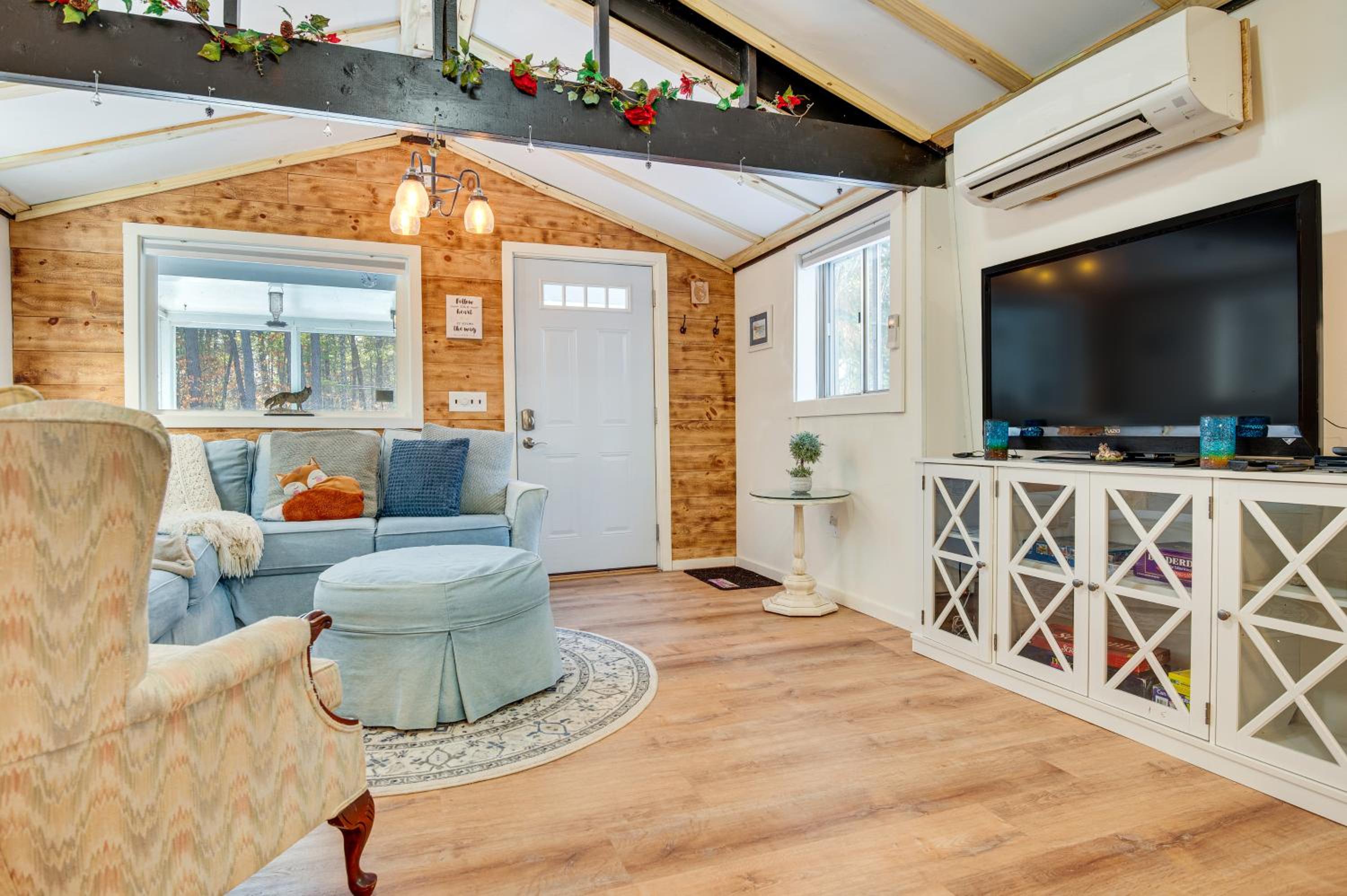 All-Season Getaway in Tamworth Pets Welcome!