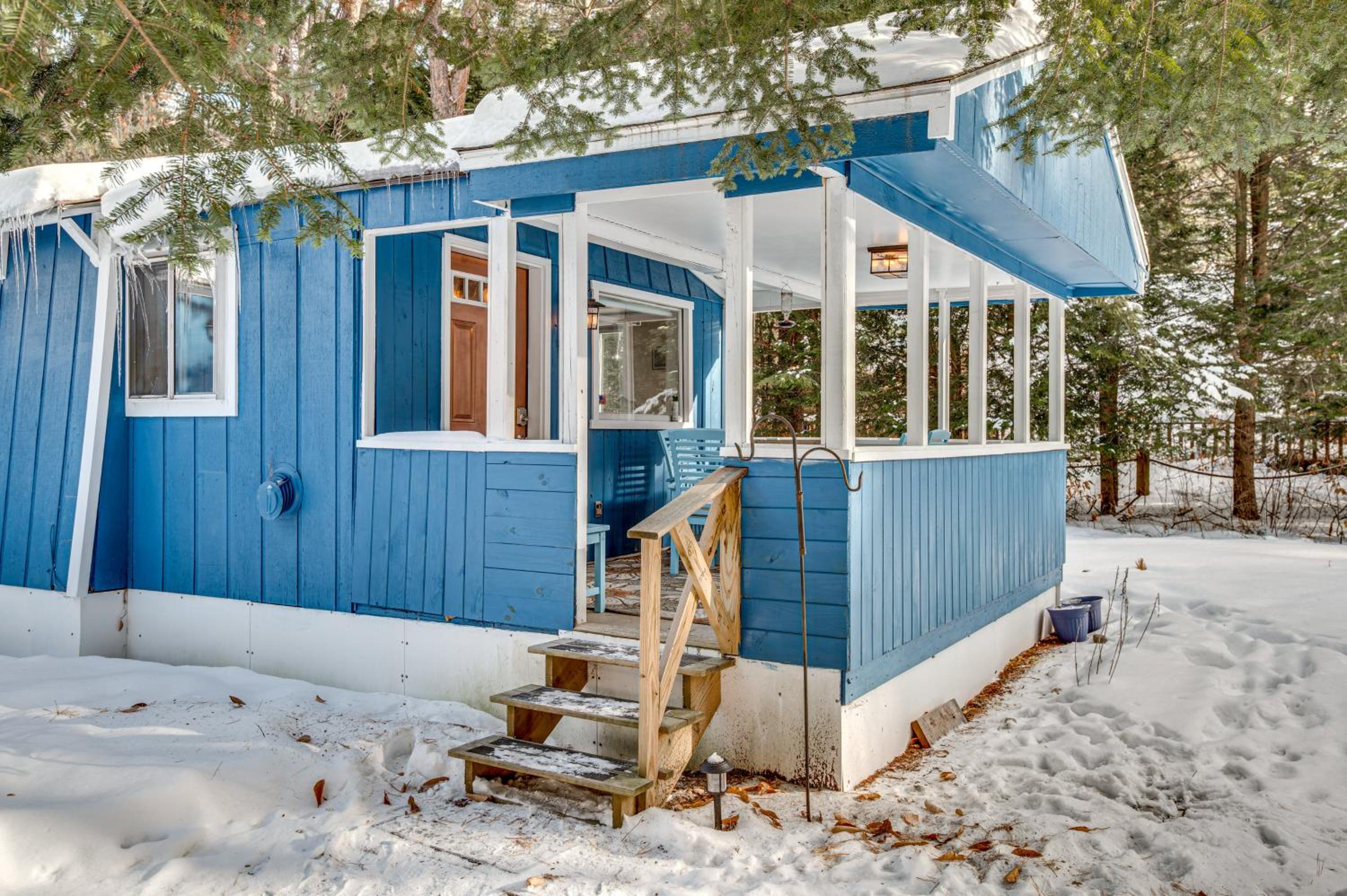 All-Season Getaway in Tamworth Pets Welcome!