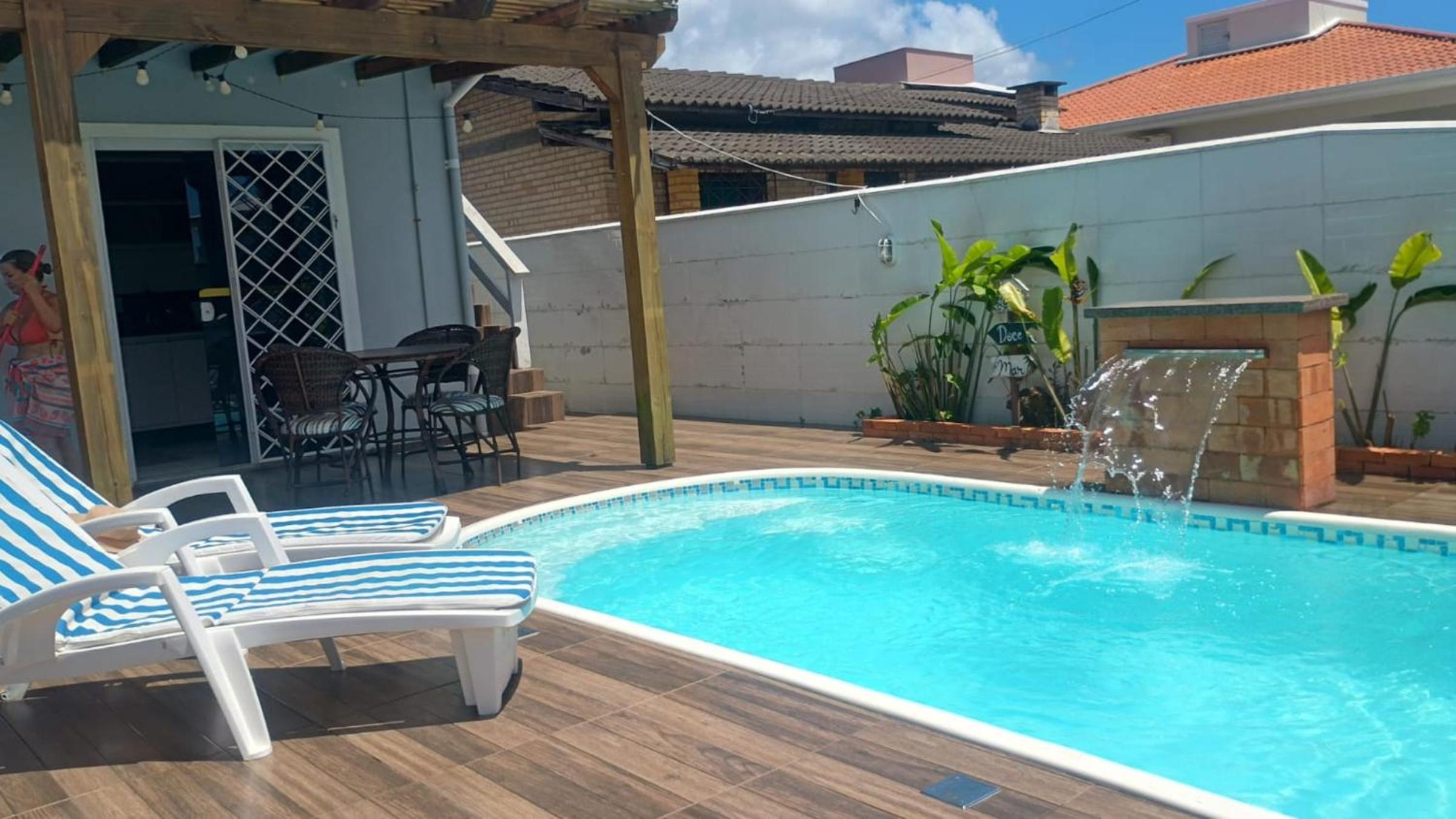 Sonho na Pinheira com Piscina e Cascata - Palhoça