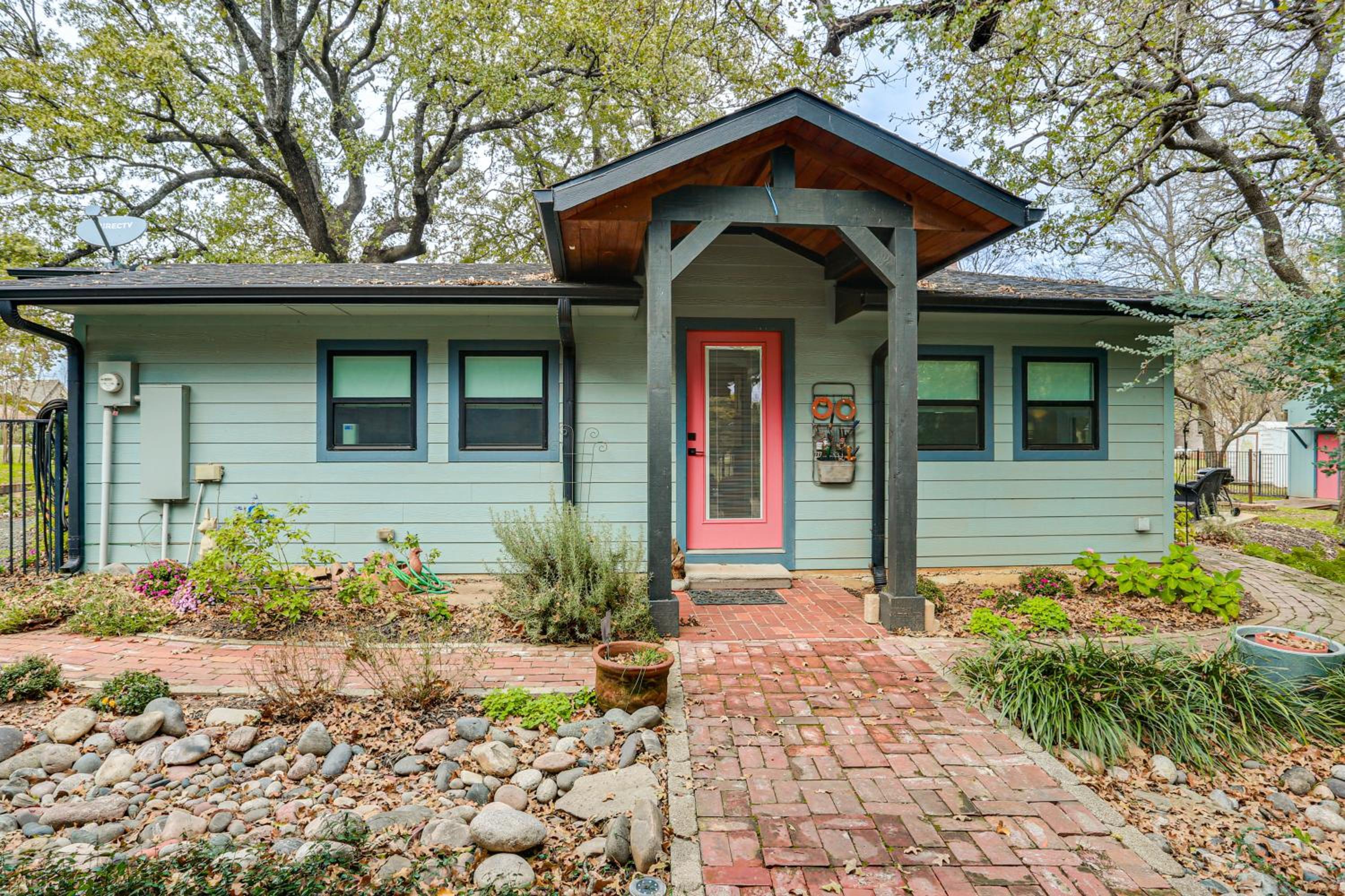 Texoma Retreat with Yard, Fire Pit and Boat Parking