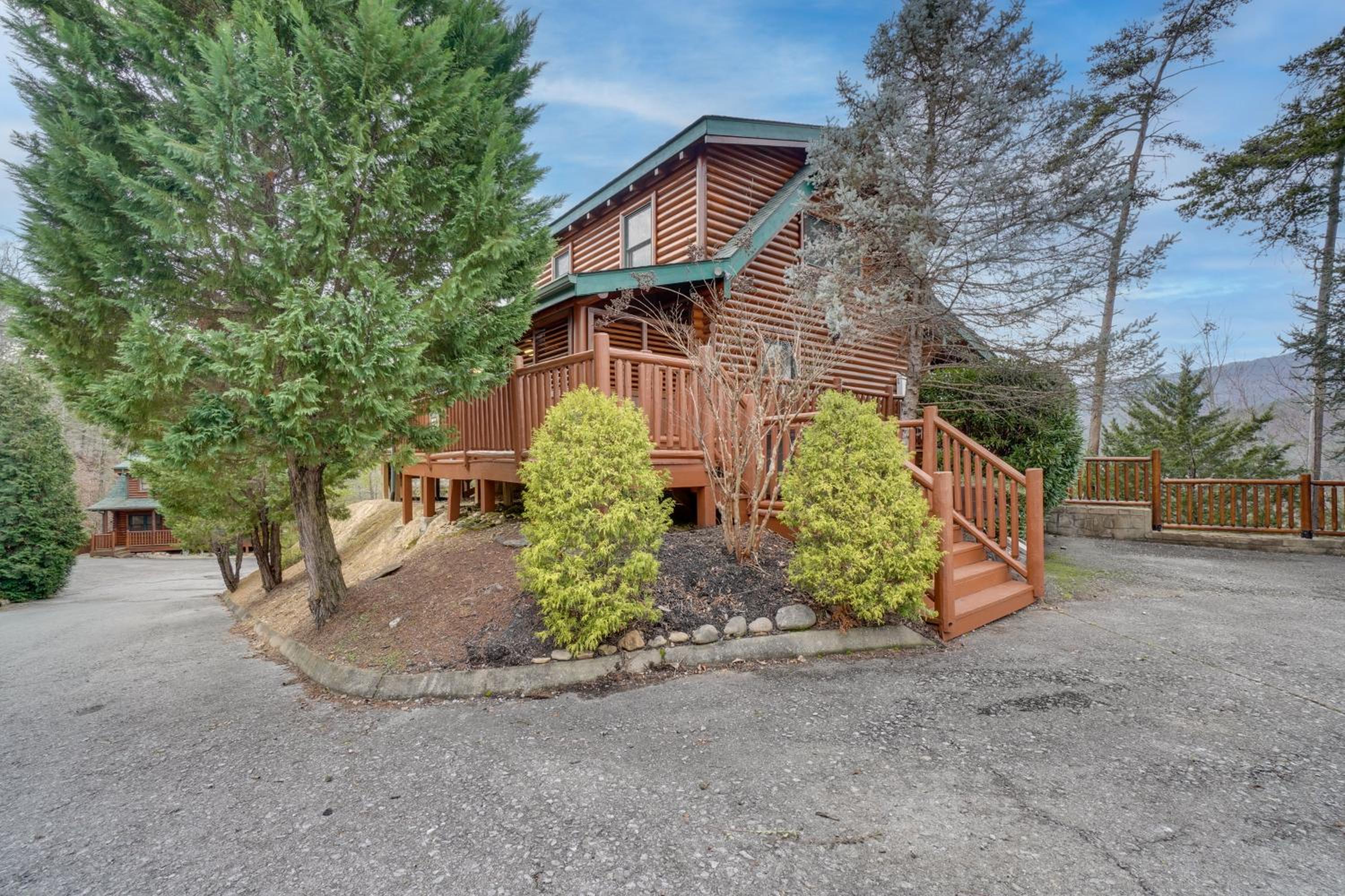Resort-Style Smokies Cabin with Hot Tub and Game Room