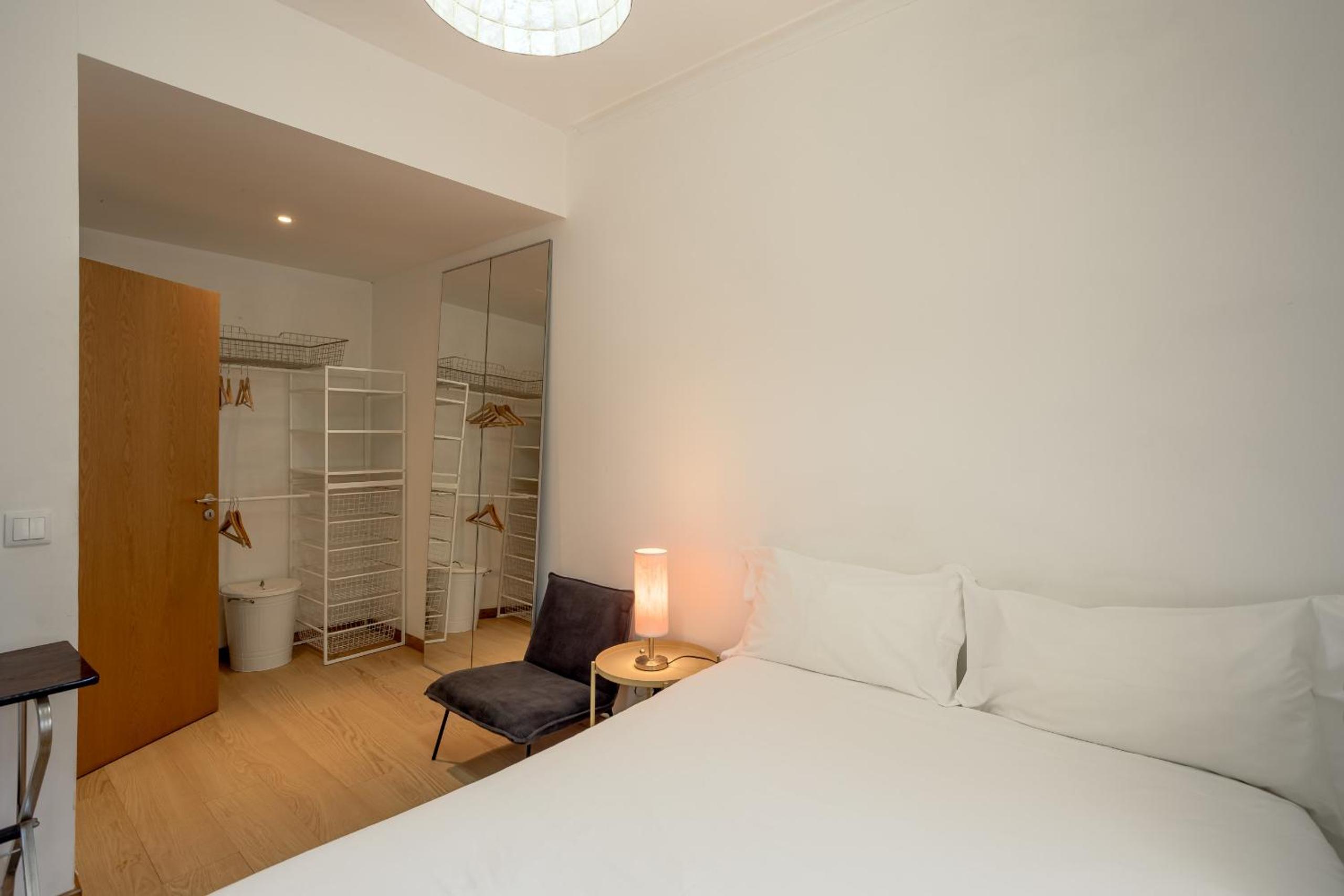 Anjos City Center Apartment by Homing