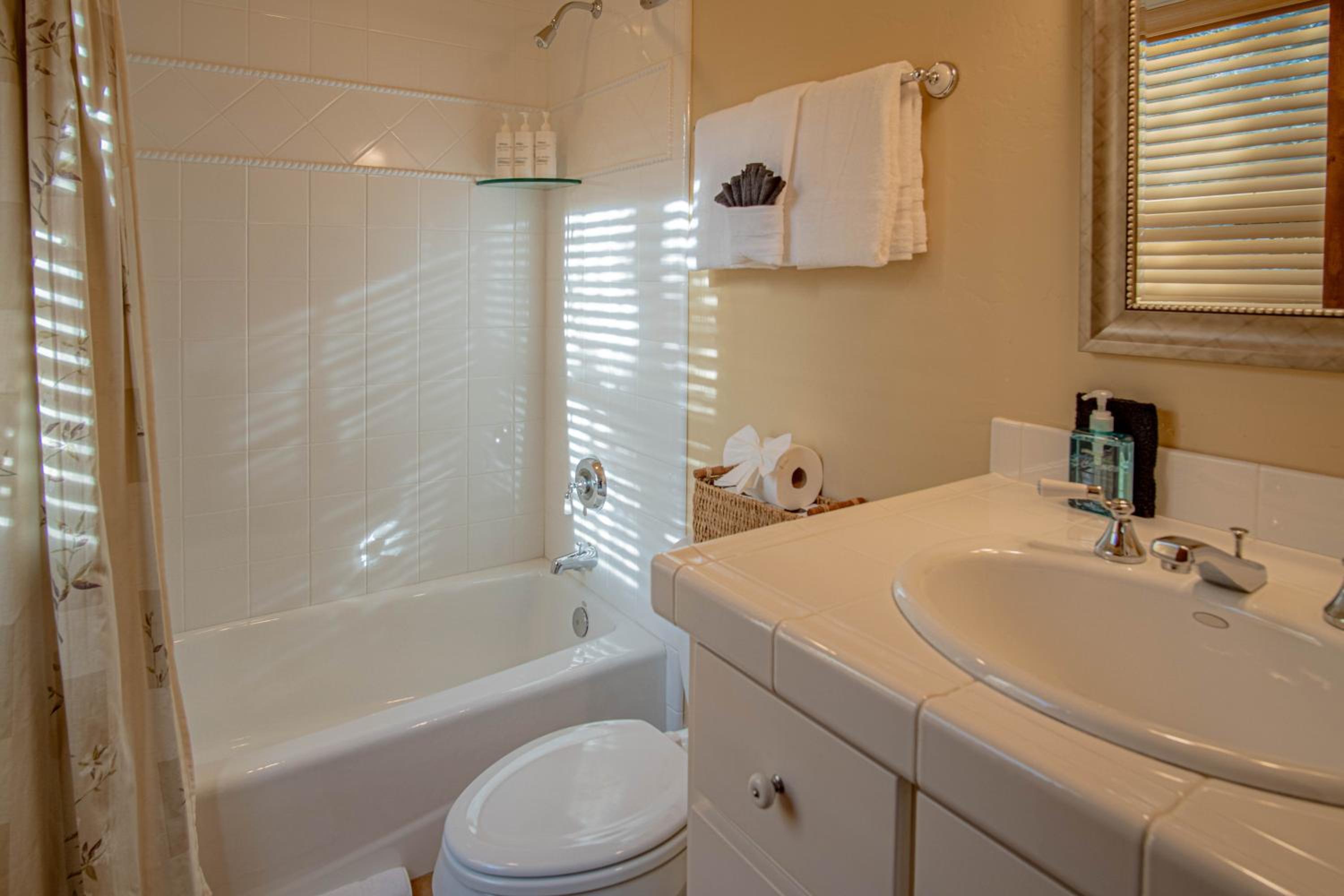 Cozy Ketchum Retreat - Pet Friendly!