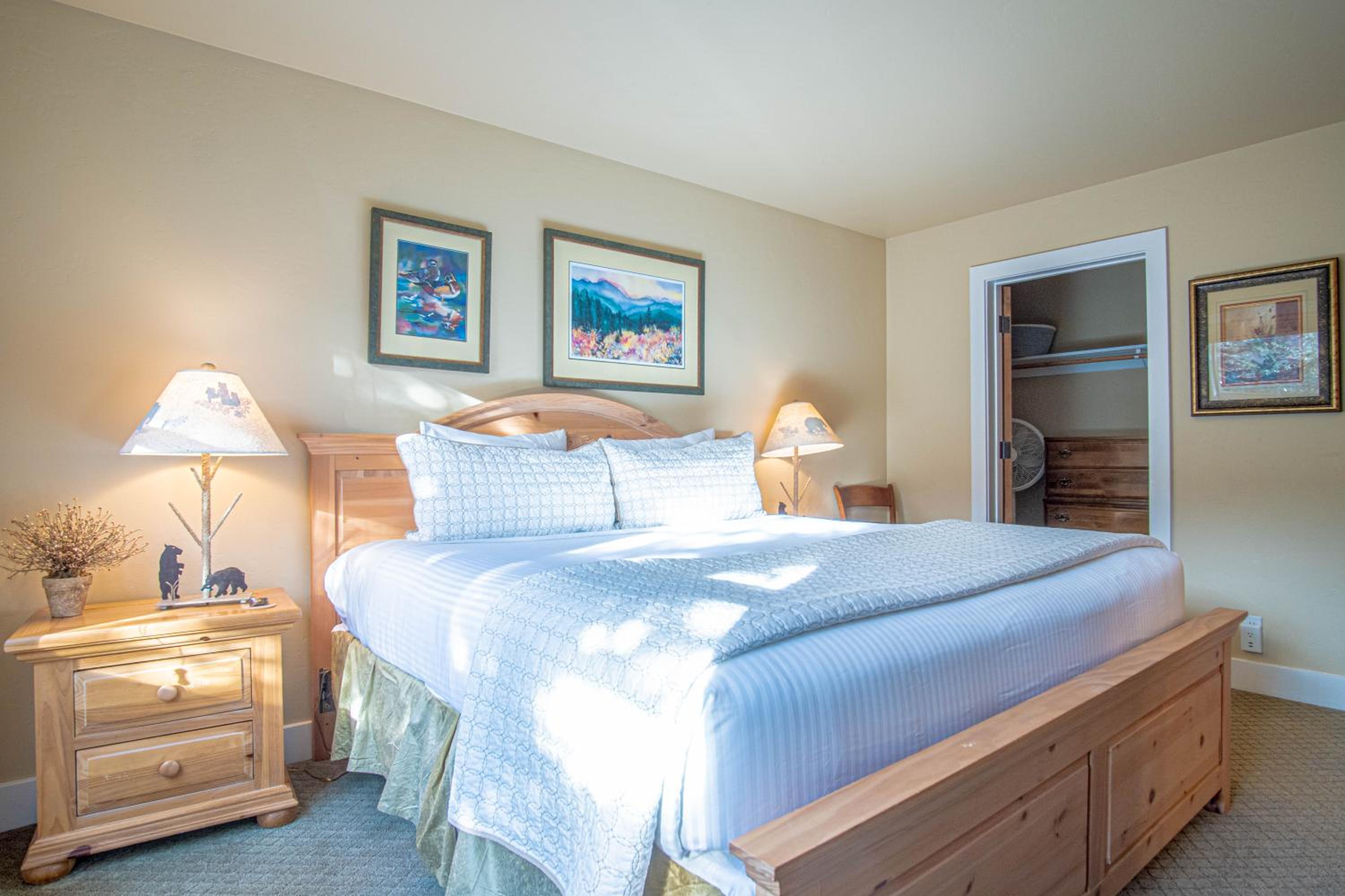 Cozy Ketchum Retreat - Pet Friendly!