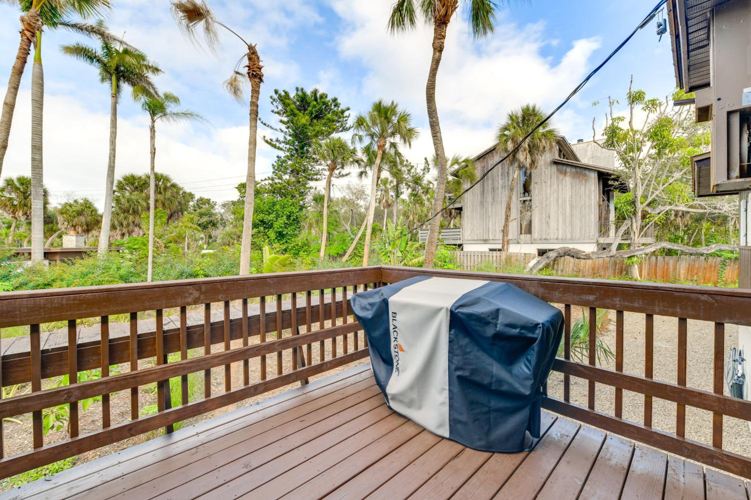 2 Mi to Beaches! Spacious Family Gem in Siesta Key