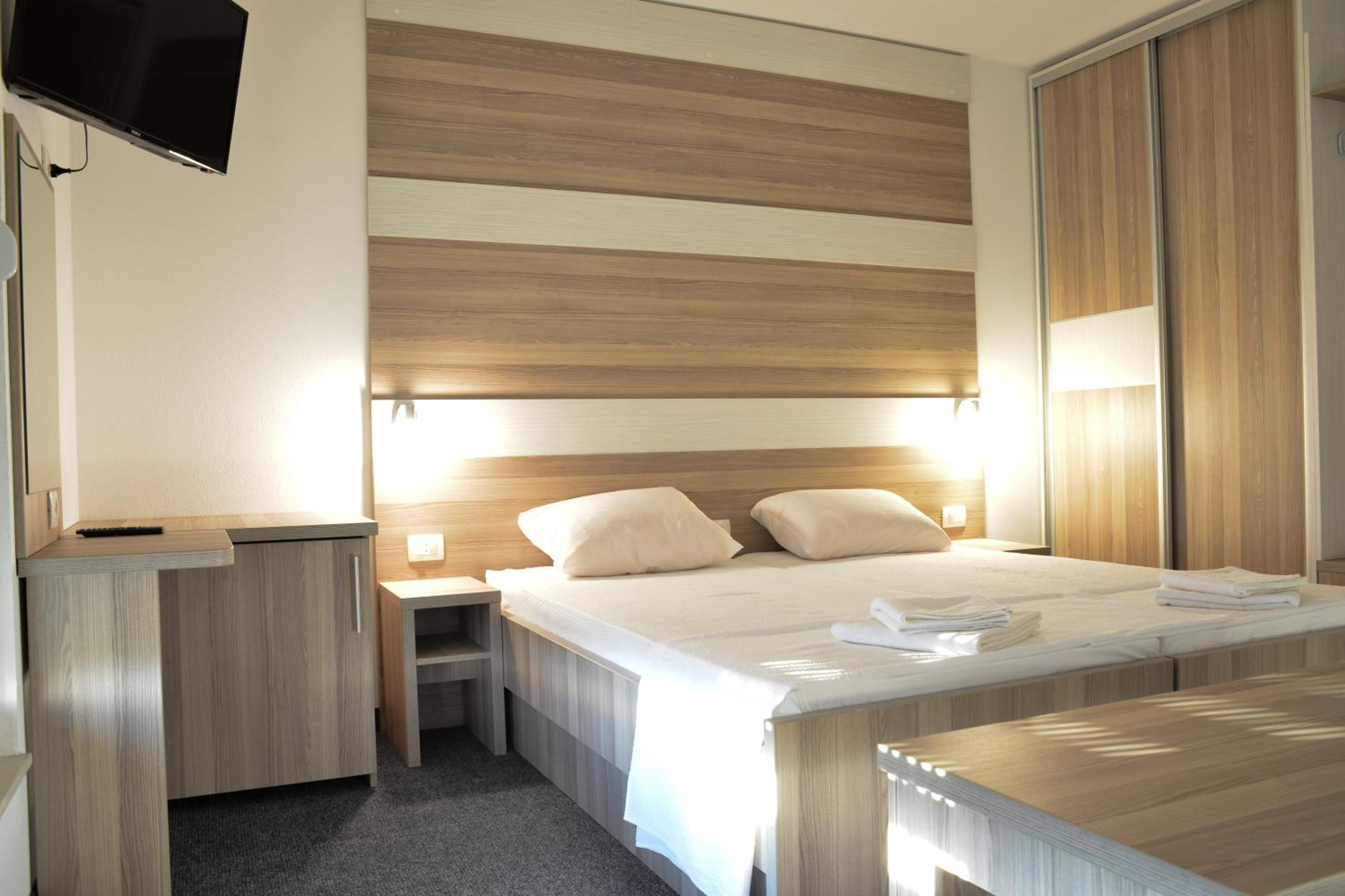 Hotel Rivero A&S