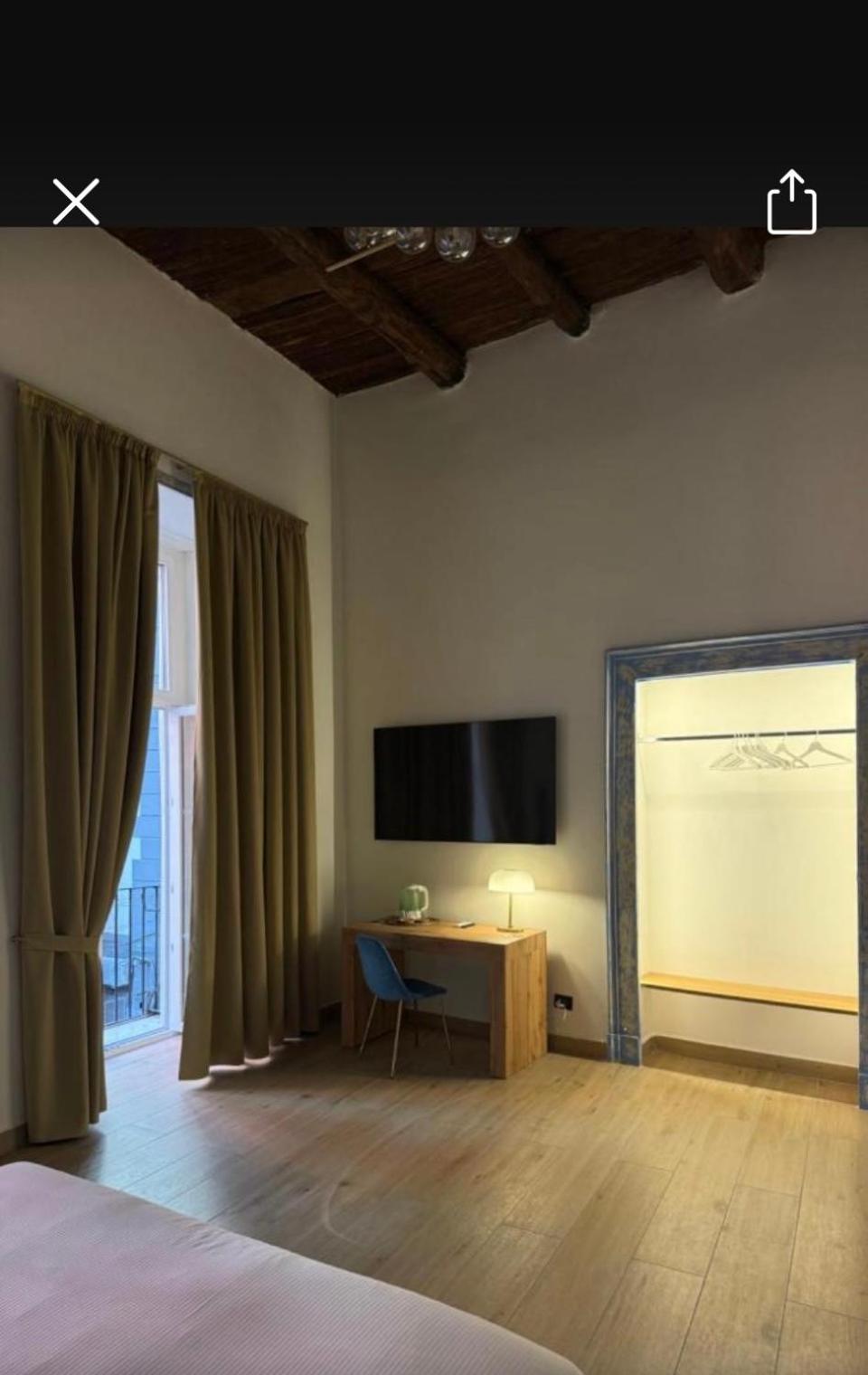 Chiaia Lifestyle Suite