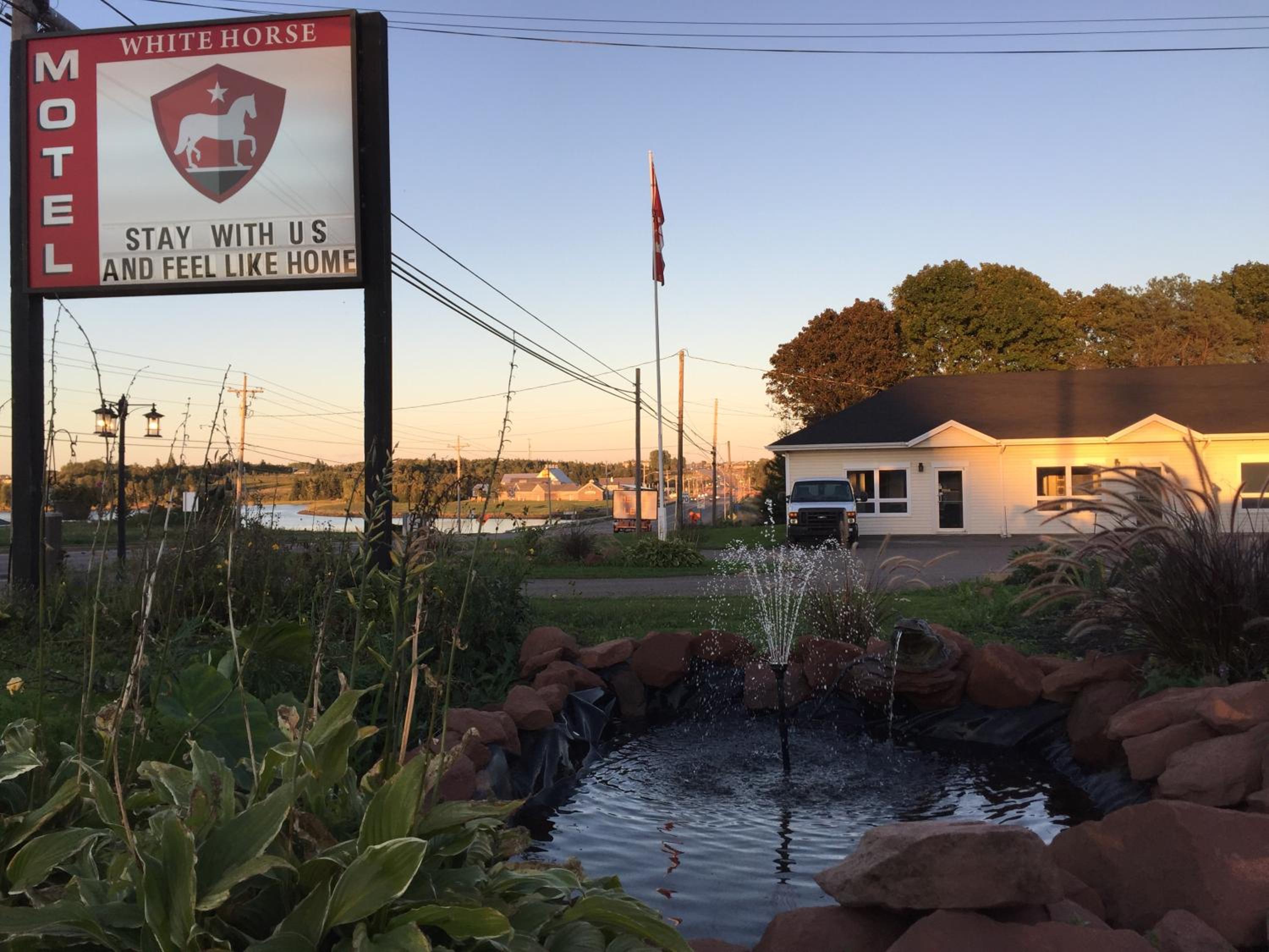 Charlottetown Vacations - The White Horse Motel - Property Image 4