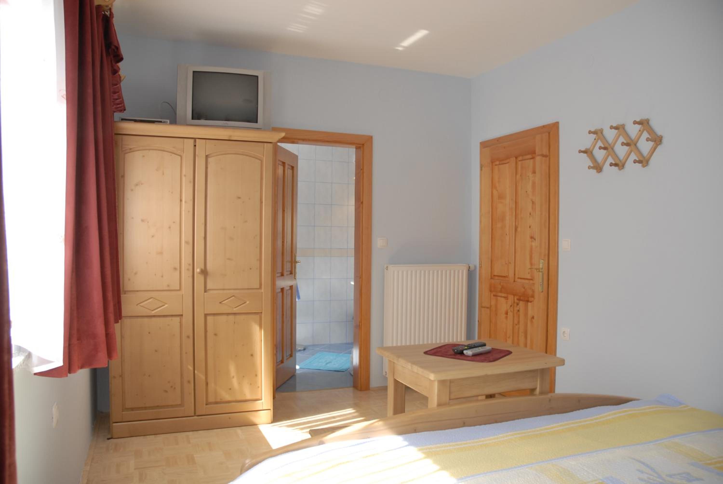Photo 43