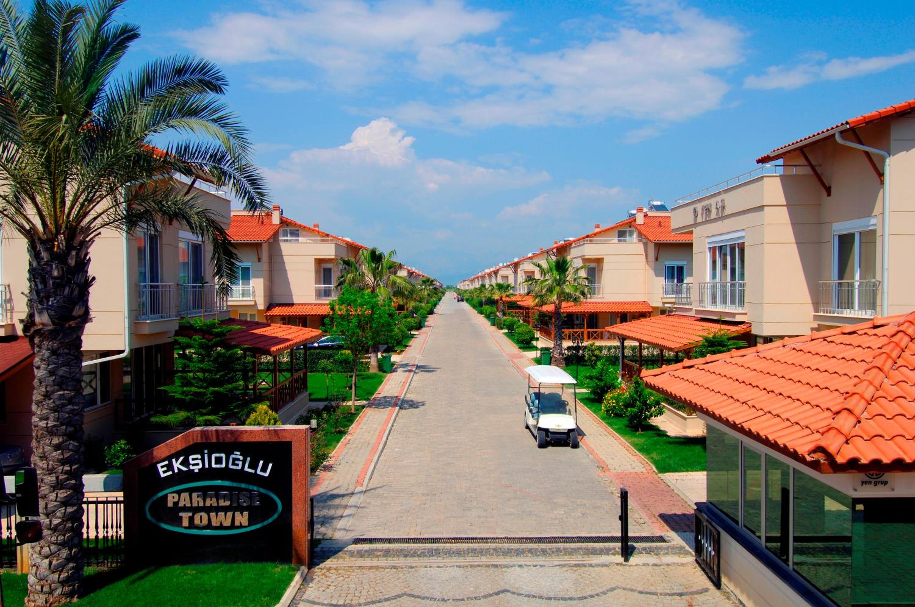 Paradise Town Villa Premium