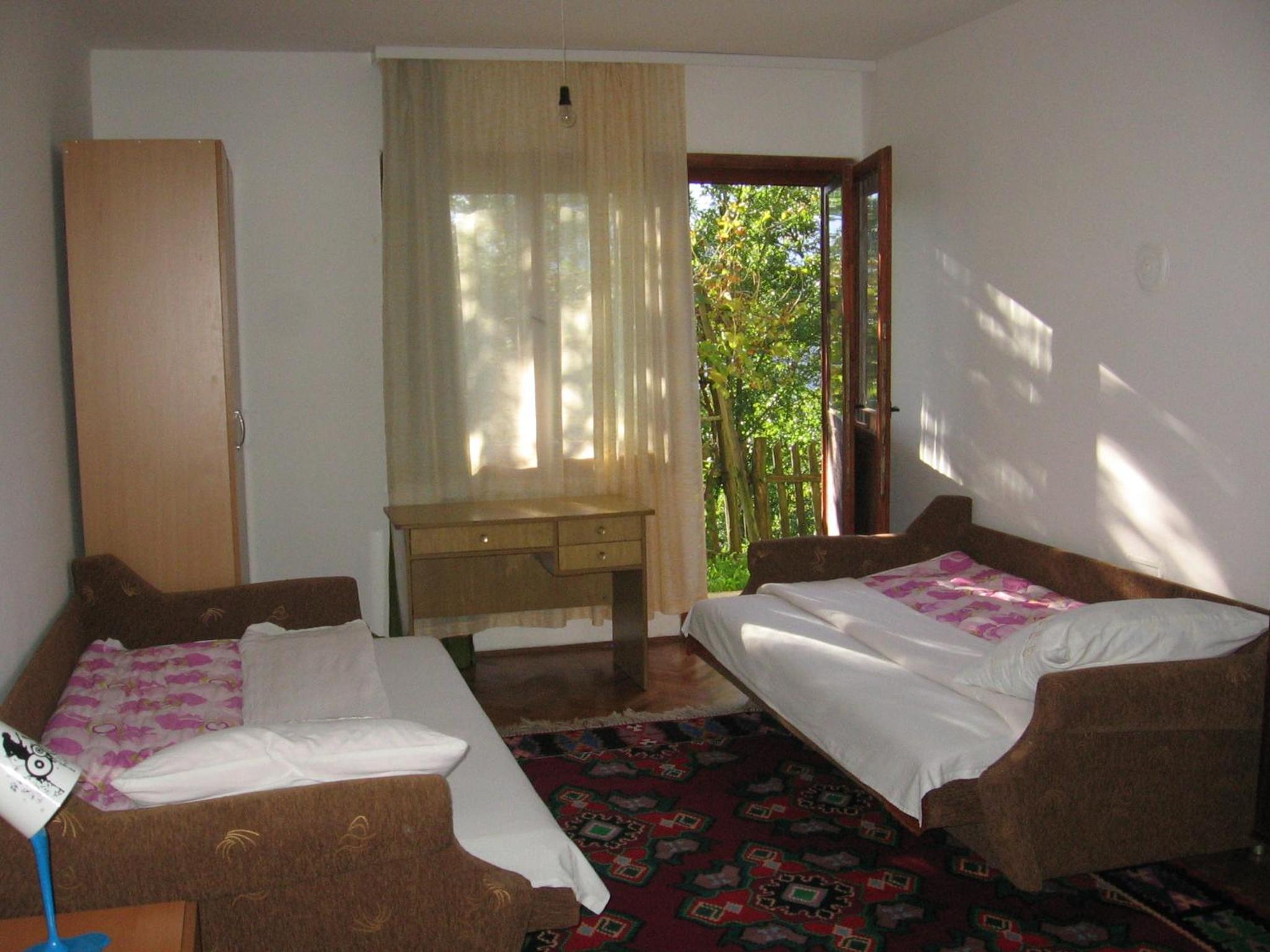 Photo 42