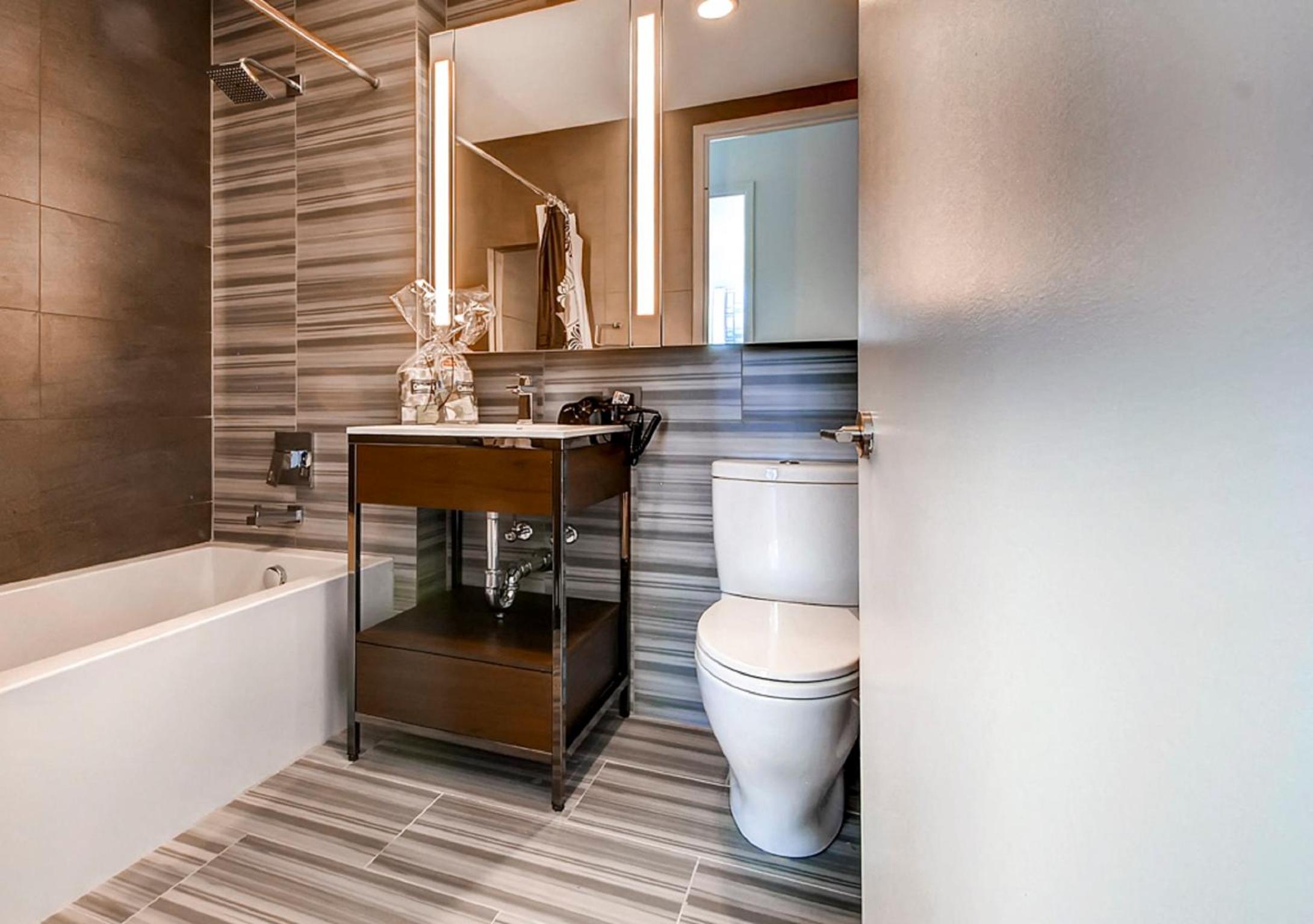 Global Luxury Suites at Sky