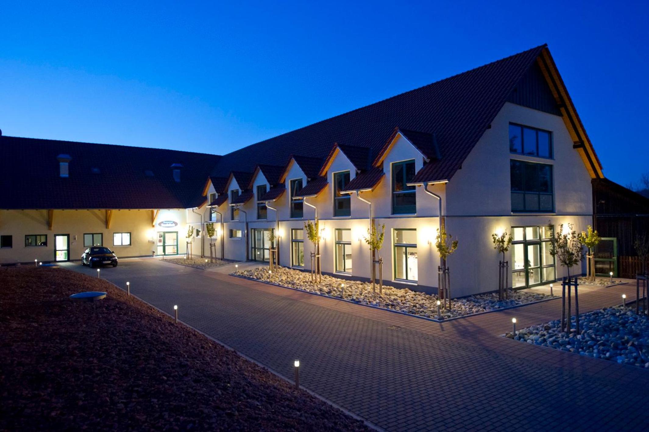 Apartments Golfpark Schlossgut Sickendorf - Property Image 30