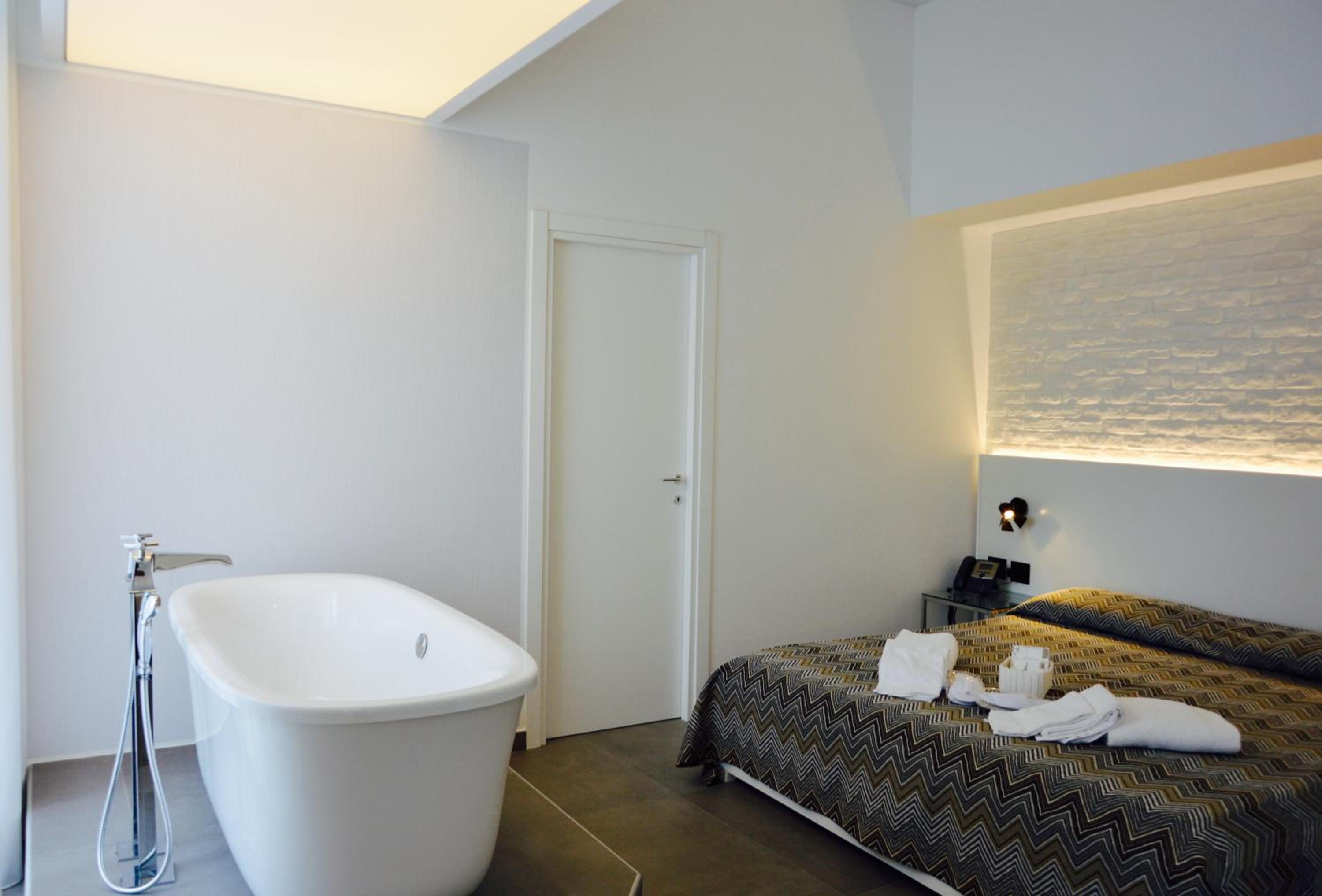 Relais Piazza Del Plebiscito B&B