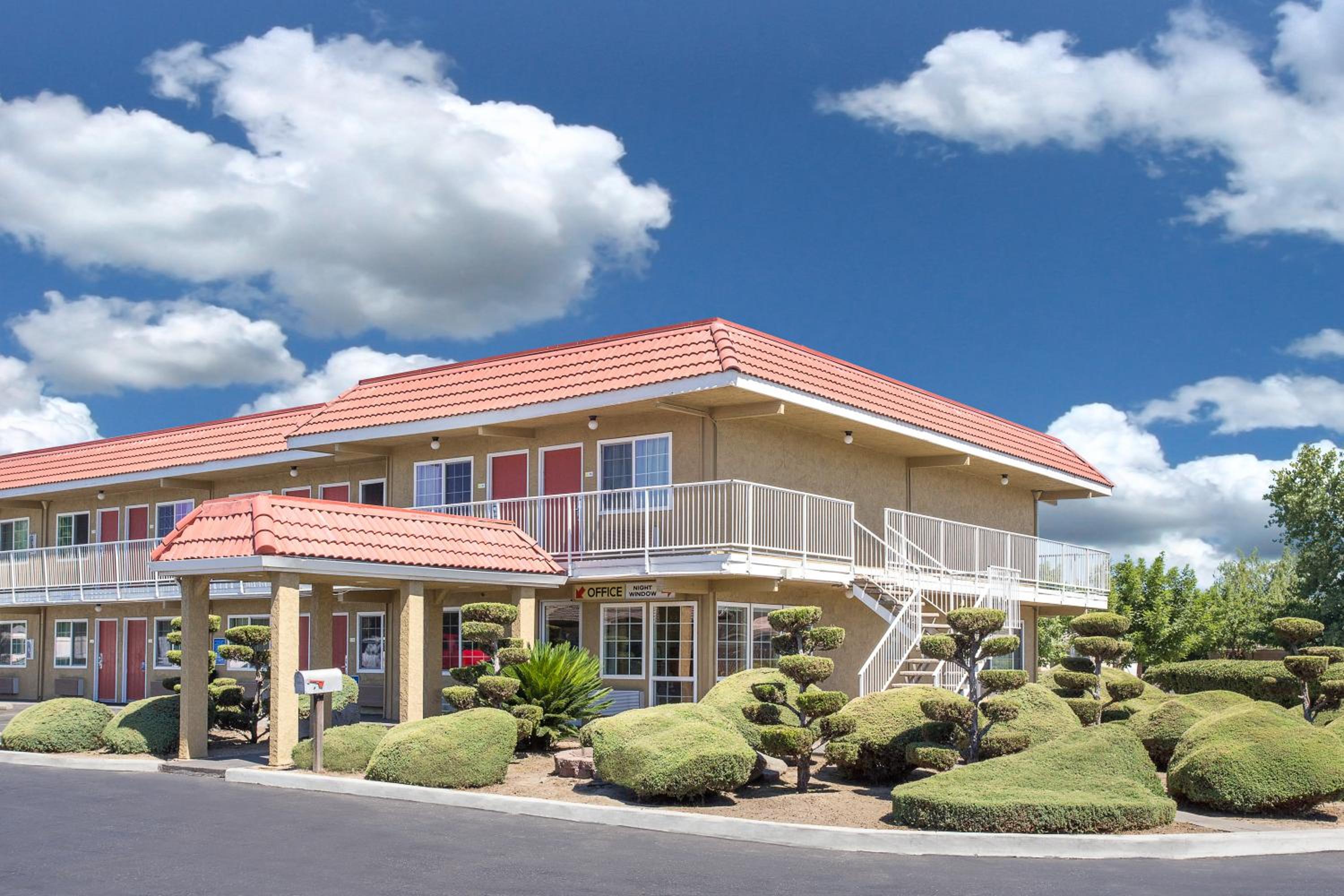 Turlock Vacations - Days Inn by Wyndham Turlock - Property Image 33