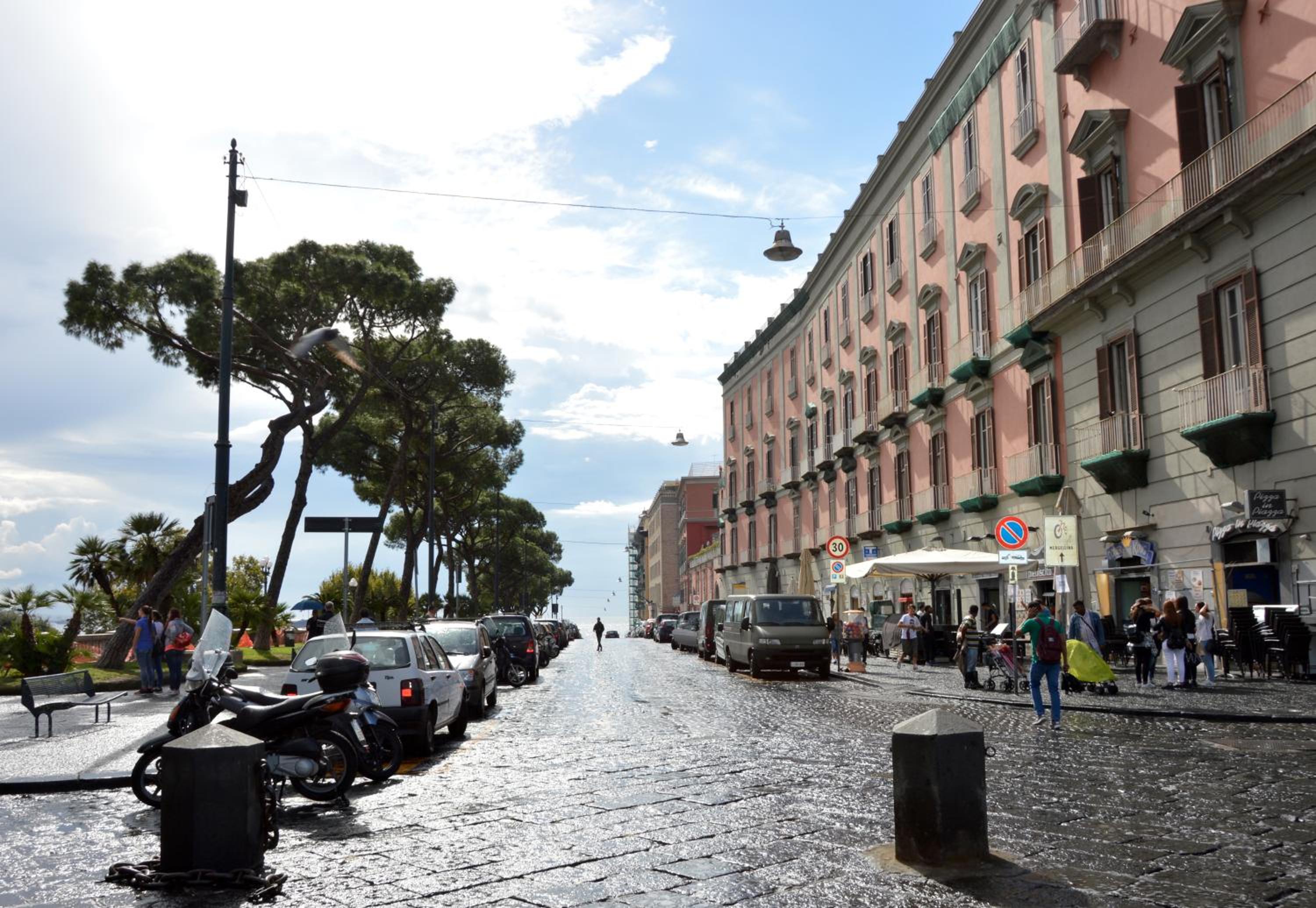 Relais Piazza Del Plebiscito B&B
