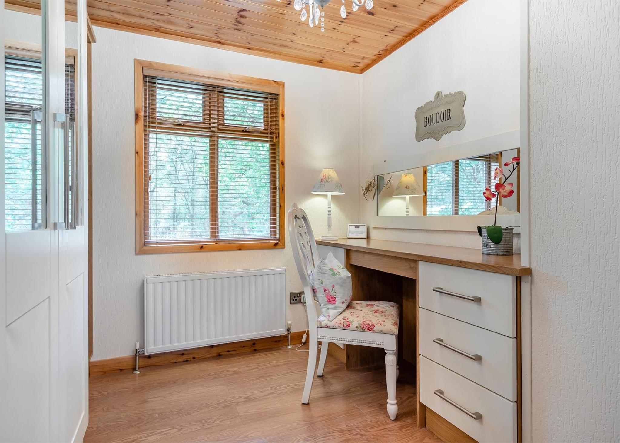 Charlesworth Lodges