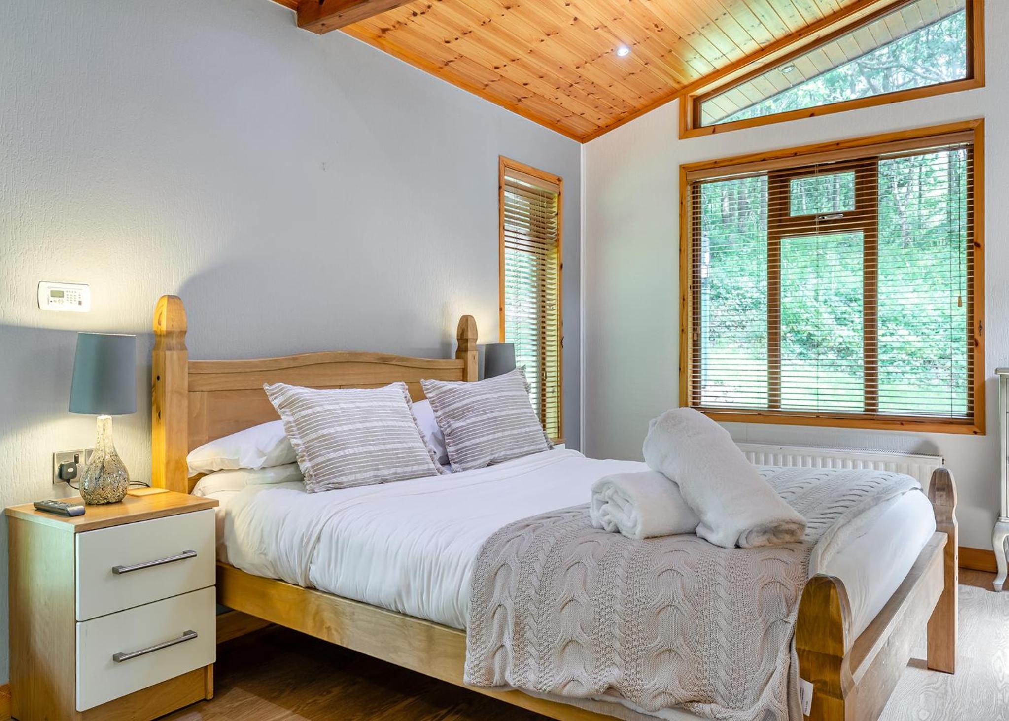 Charlesworth Lodges