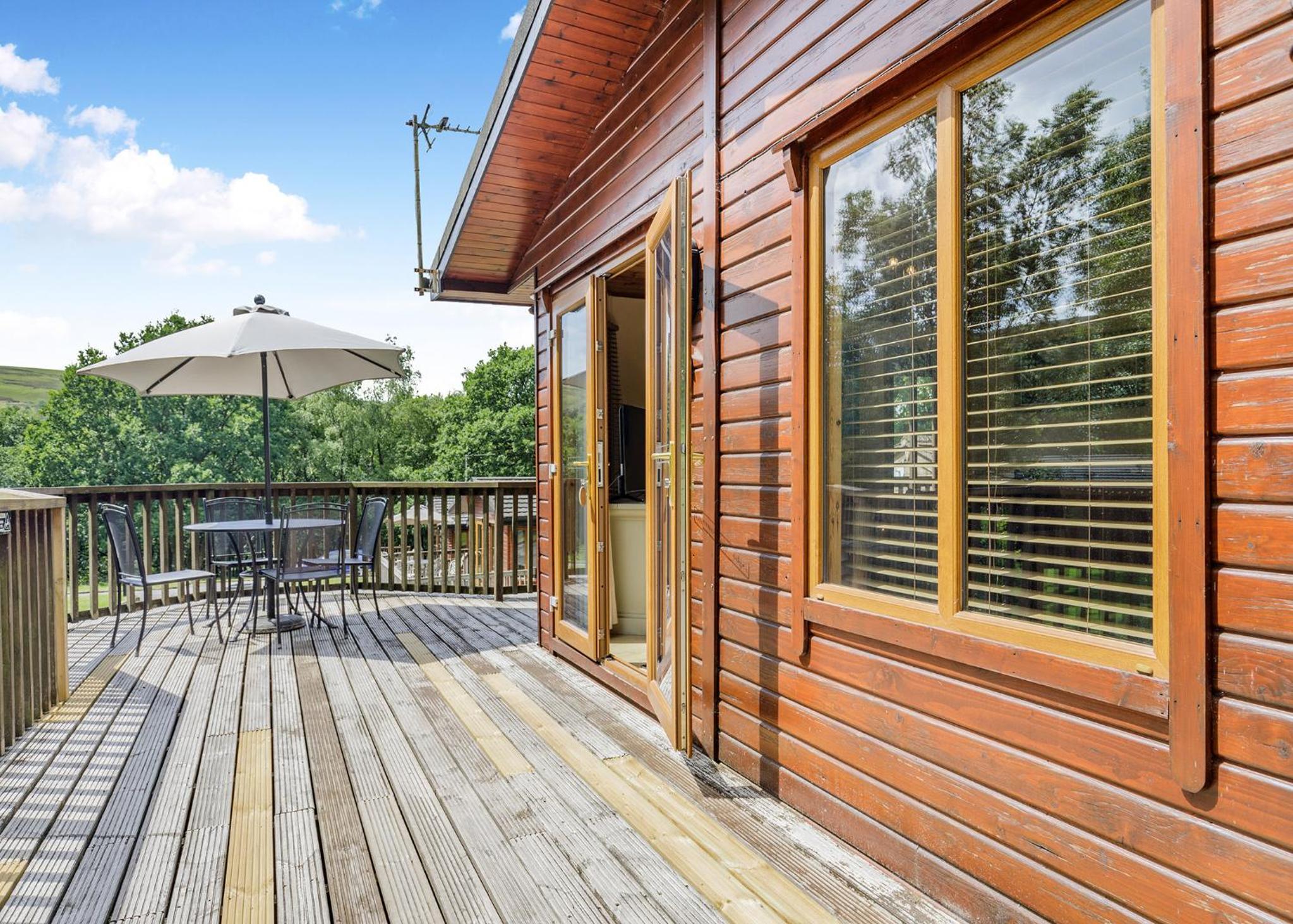 Charlesworth Lodges