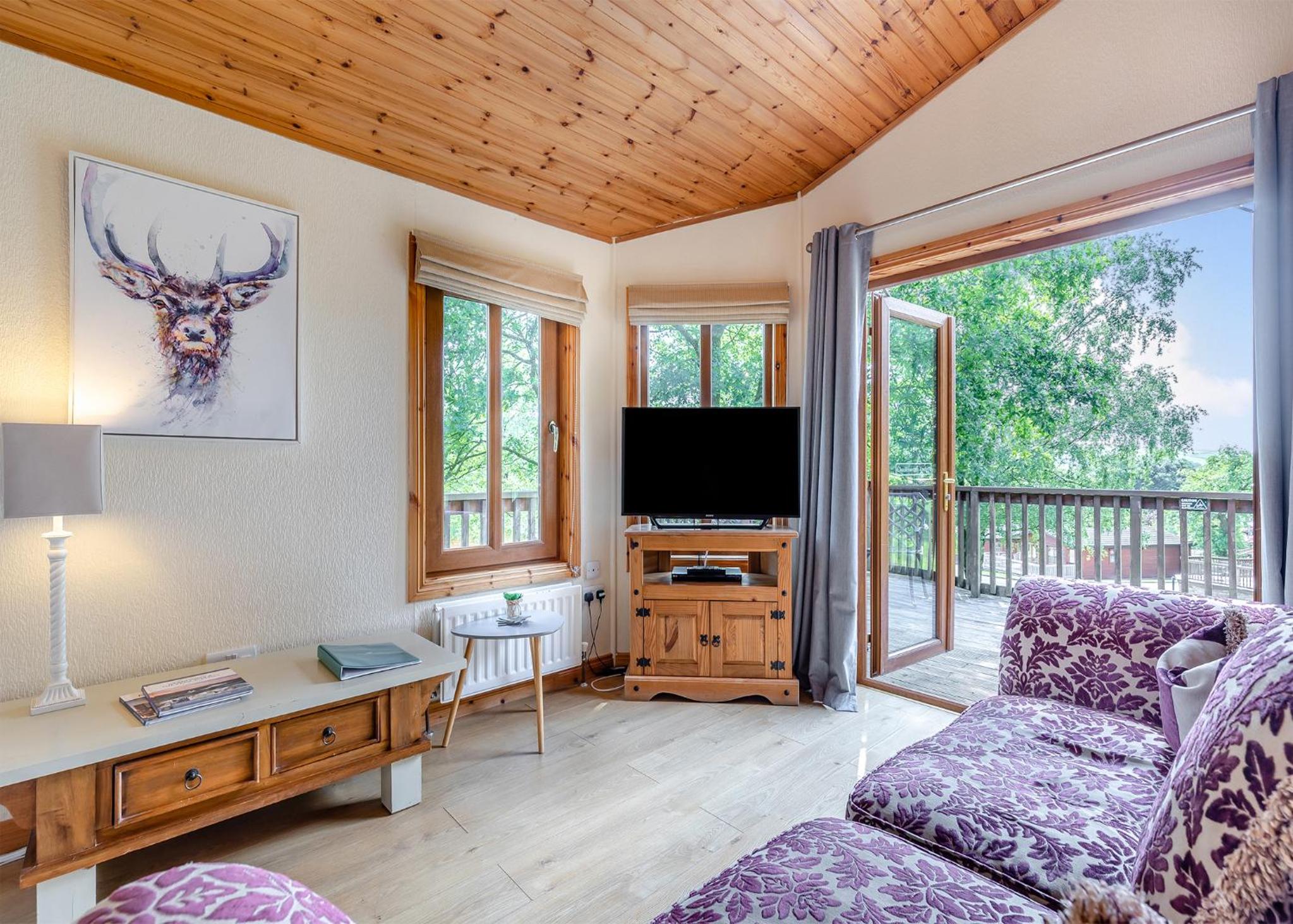 Charlesworth Lodges