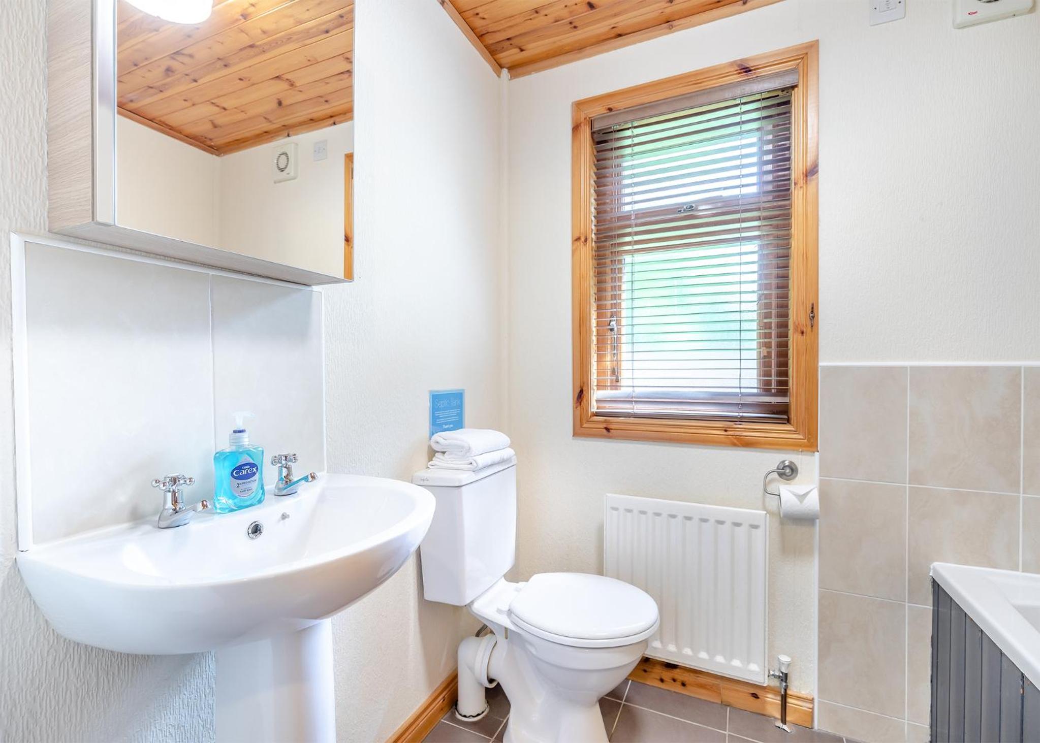 Charlesworth Lodges