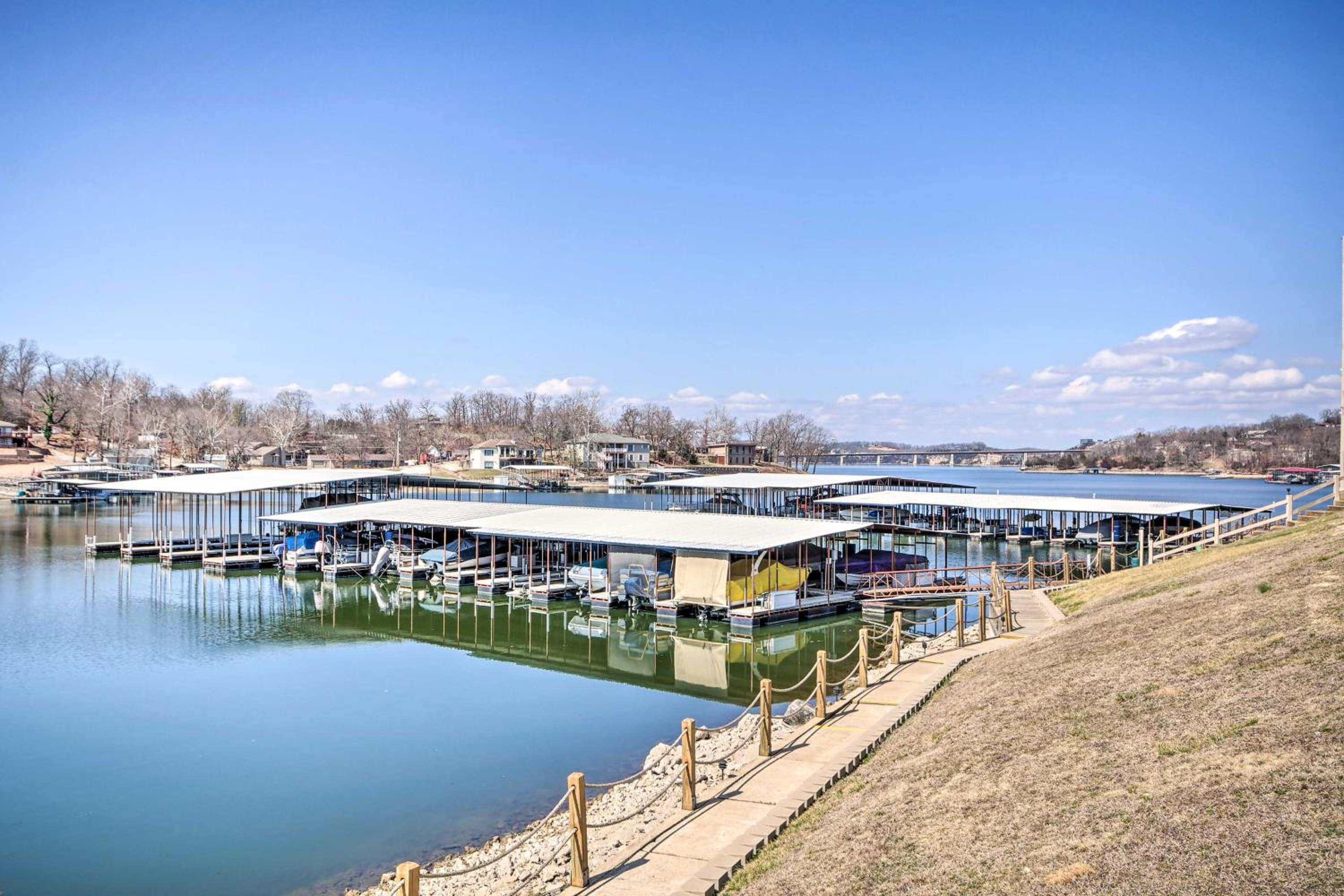 Community Perks! Lakefront Unit in Osage Beach