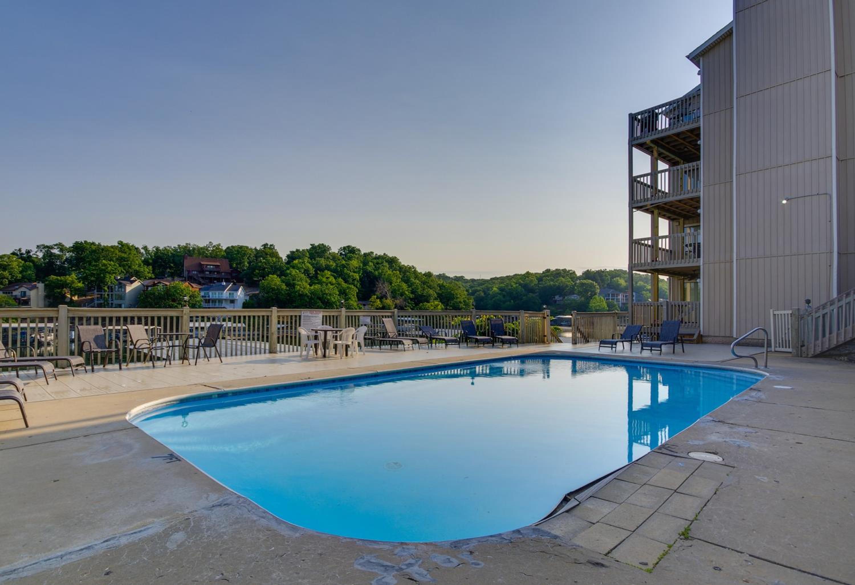 Community Perks! Lakefront Unit in Osage Beach