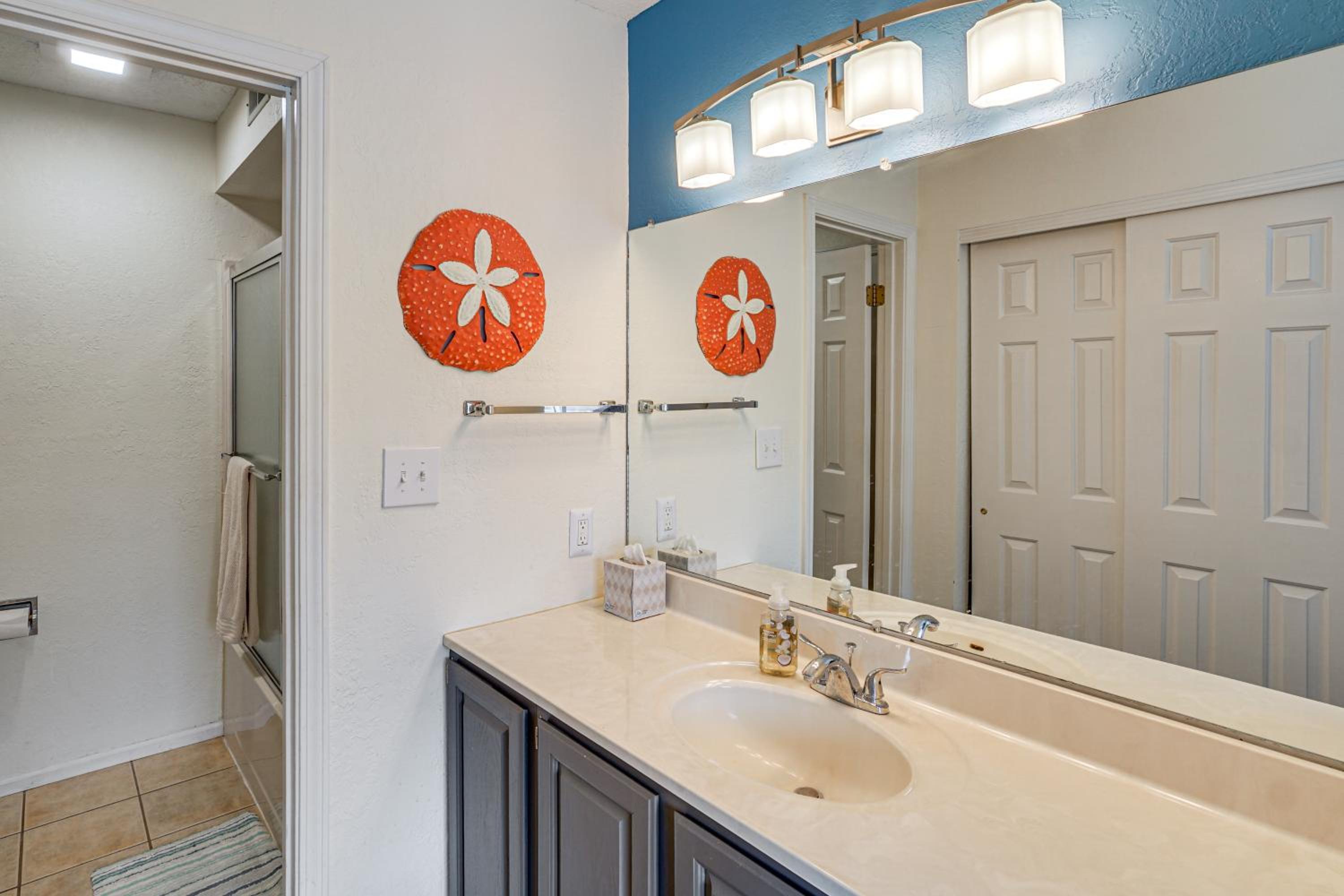 Community Perks! Lakefront Unit in Osage Beach