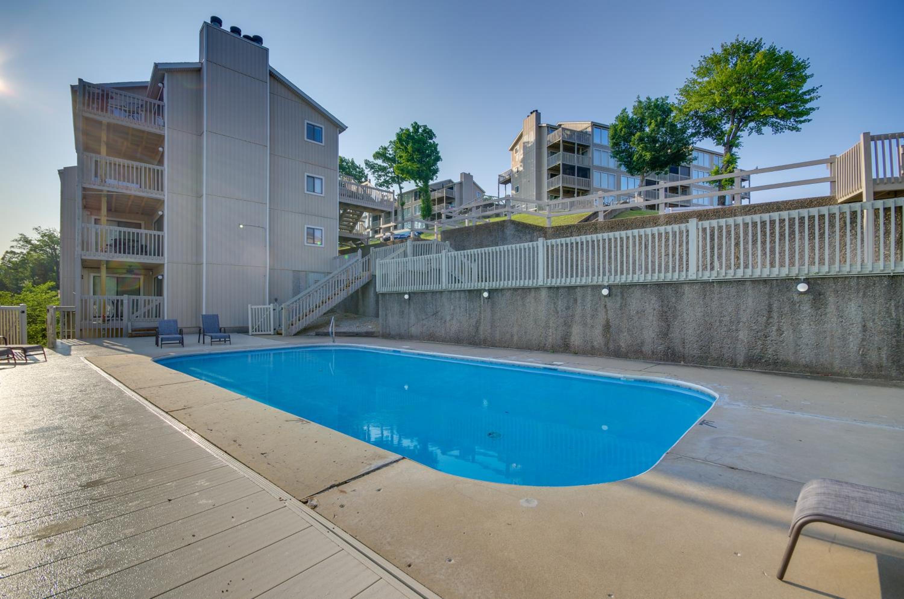 Community Perks! Lakefront Unit in Osage Beach