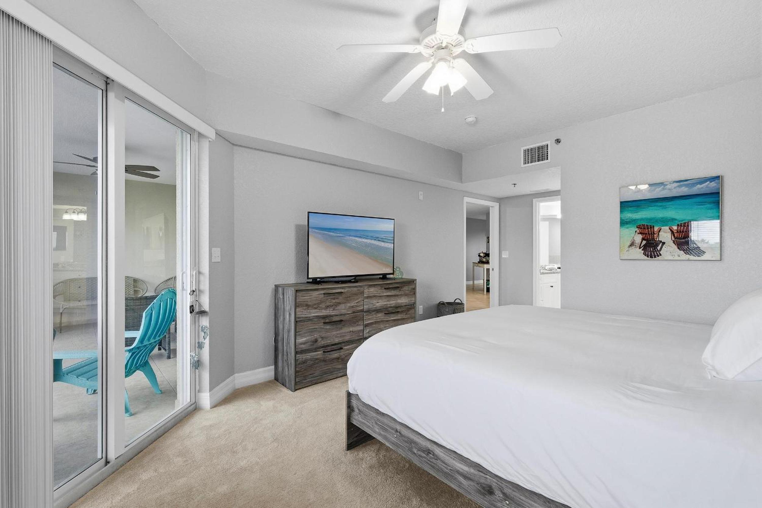Oceanwalk 12-302