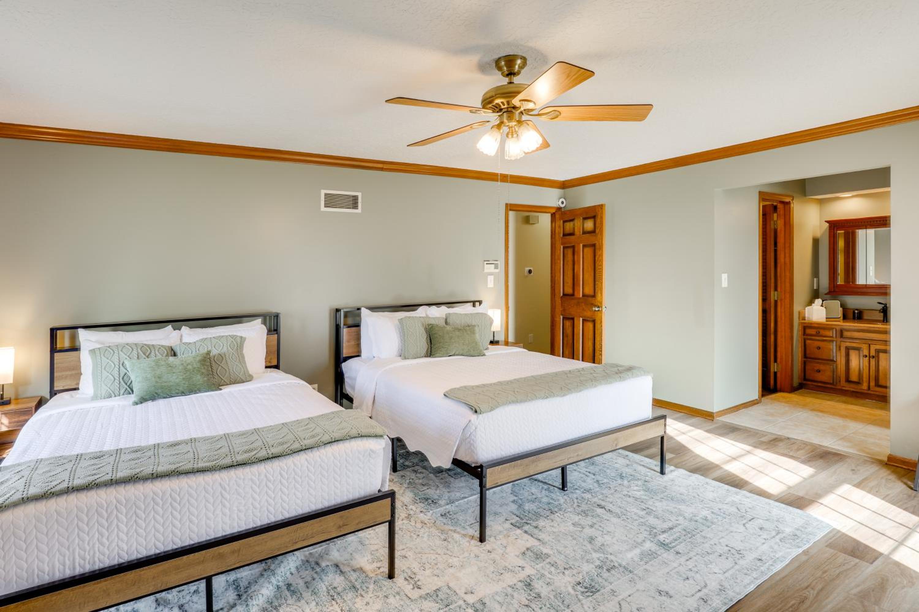 3,000-Sq-Ft Group Getaway with Pool Near Kansas City