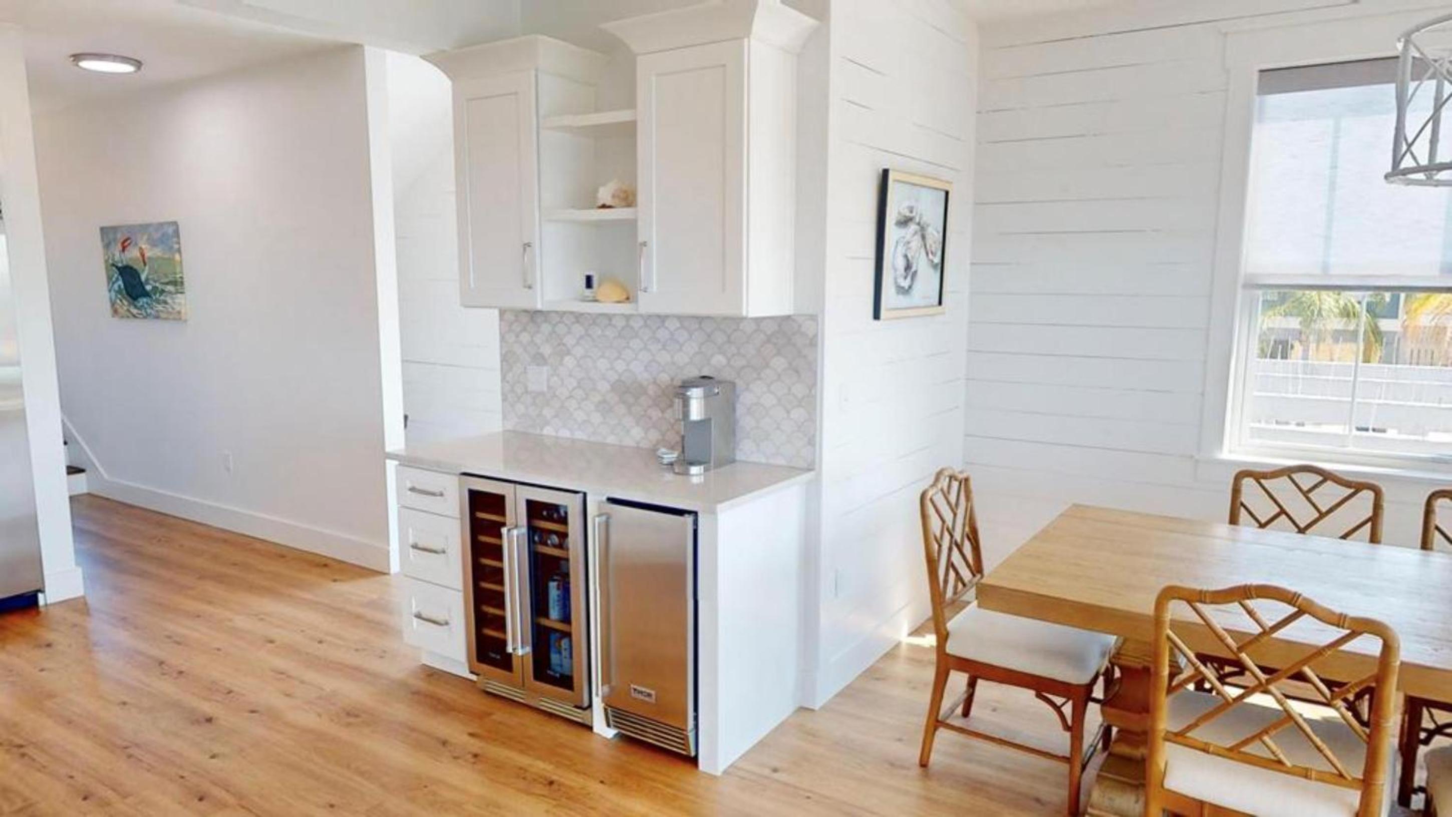 Beach House - Seize the Bay by Panhandle Getaways